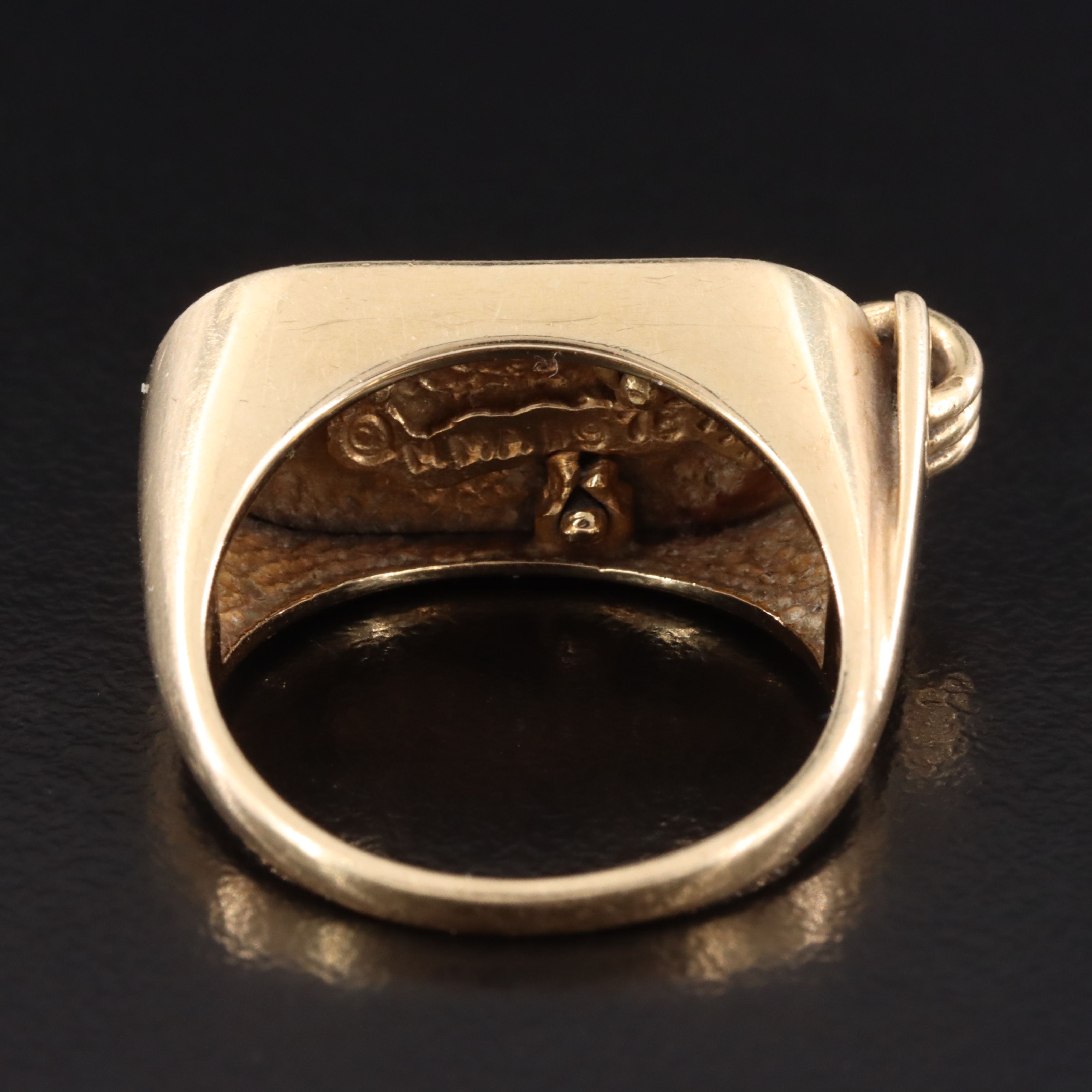 Metropolitan Museum of Art 14K Egyptian Revival Scarab Ring, 1978