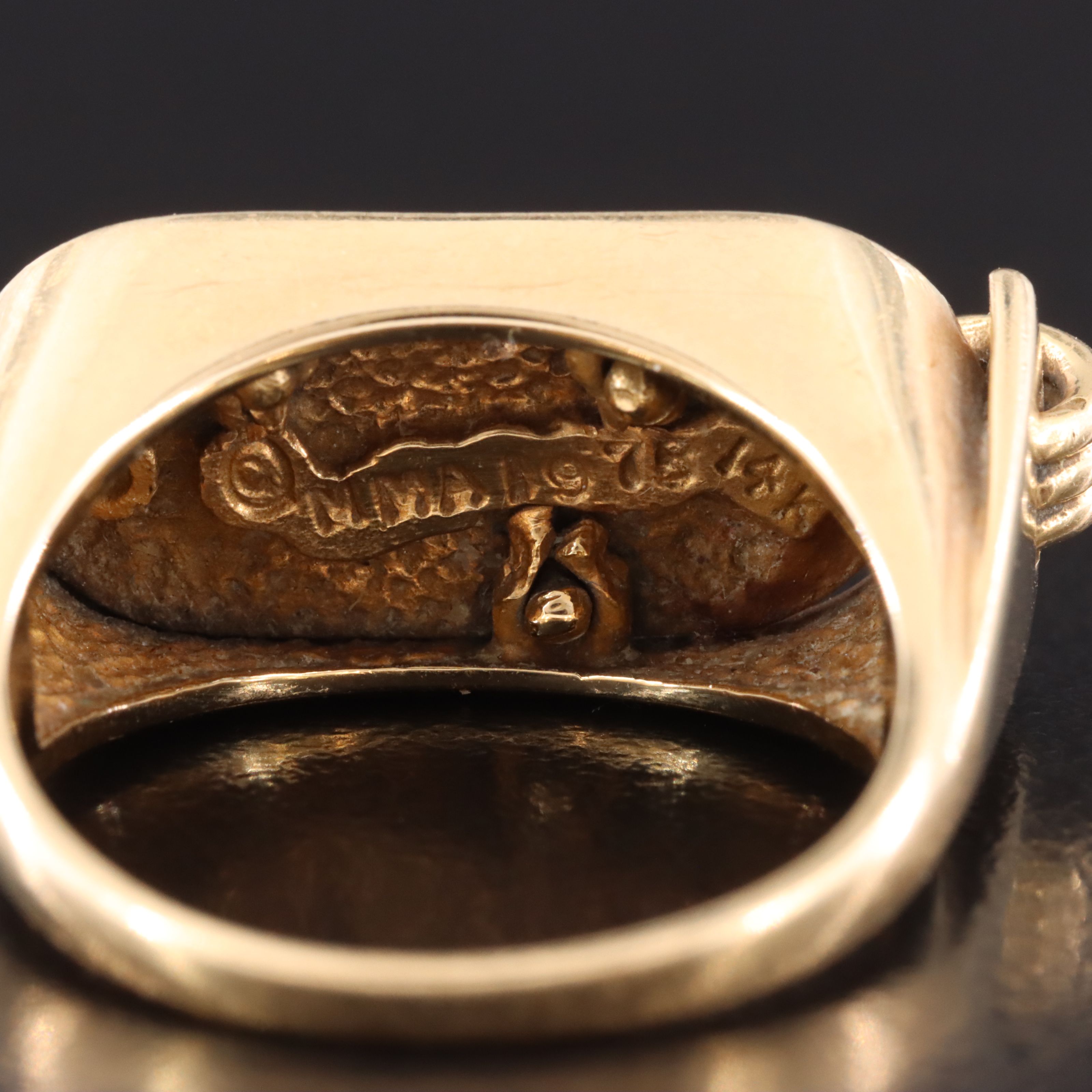 Metropolitan Museum of Art 14K Egyptian Revival Scarab Ring, 1978