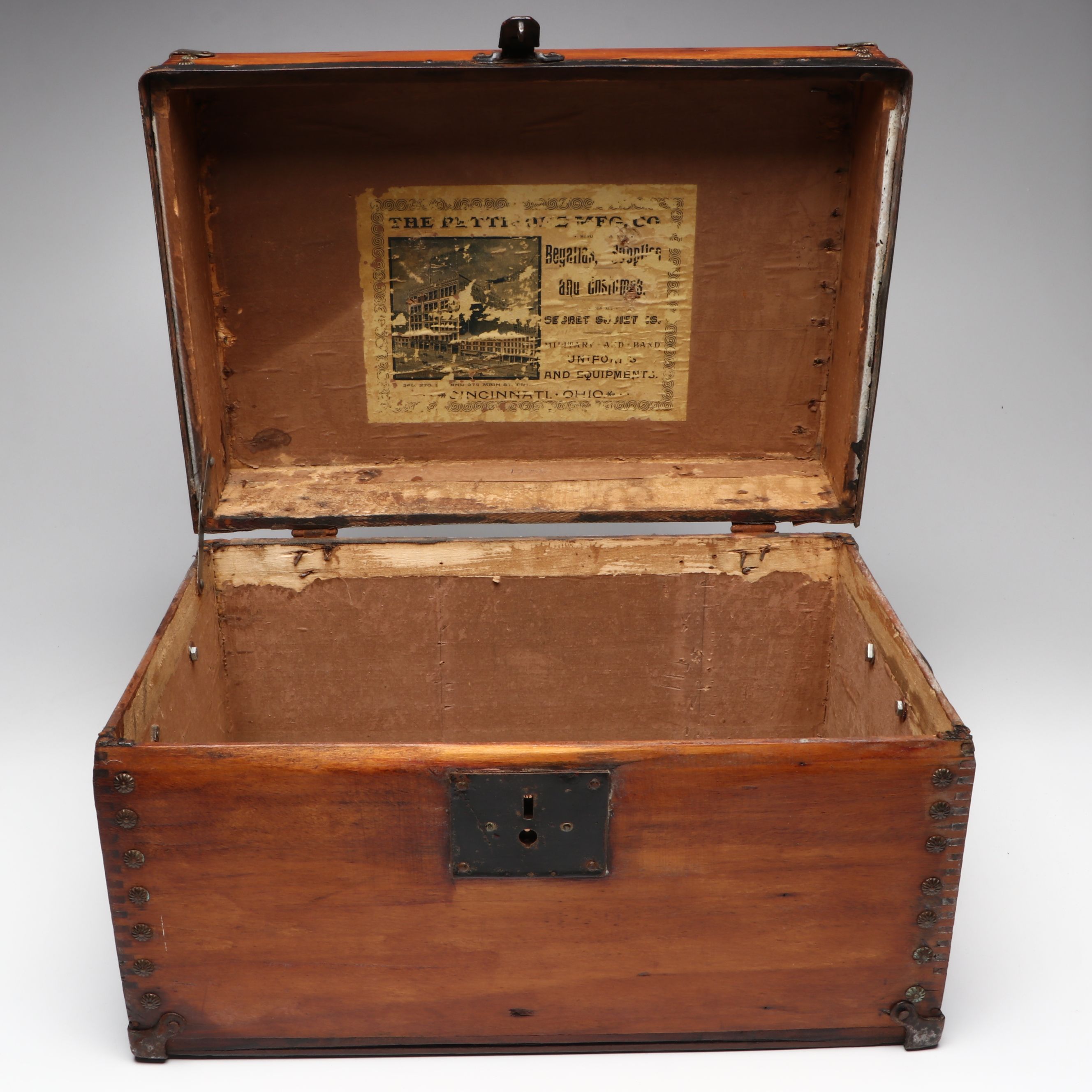 The Pettibone Mfg. Co. Wooden Box, Late 19th/Early 20th Century