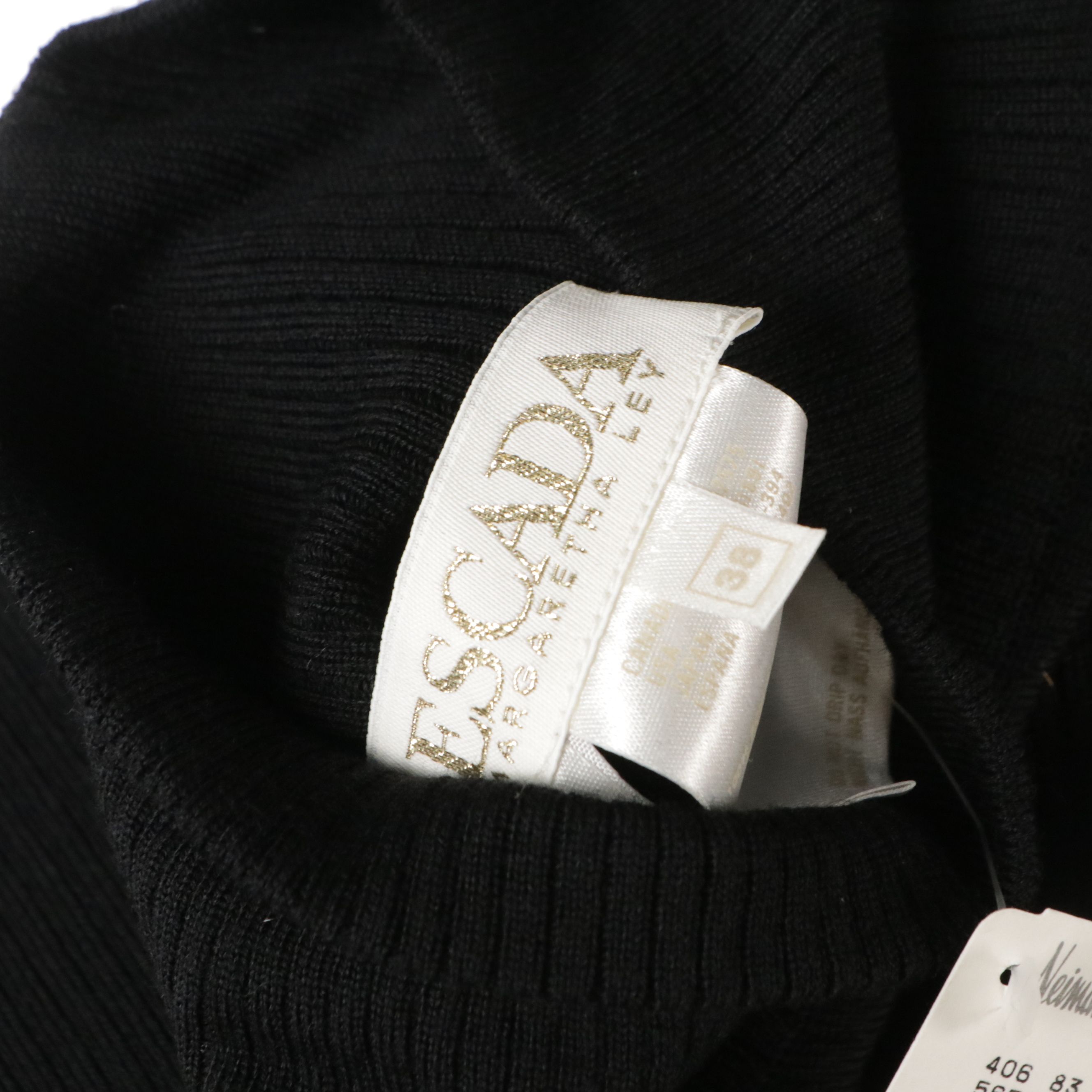 Escada Double-Breasted Blazer in Piacenza Cashgorissimo, Leather Skirt, Knit Top