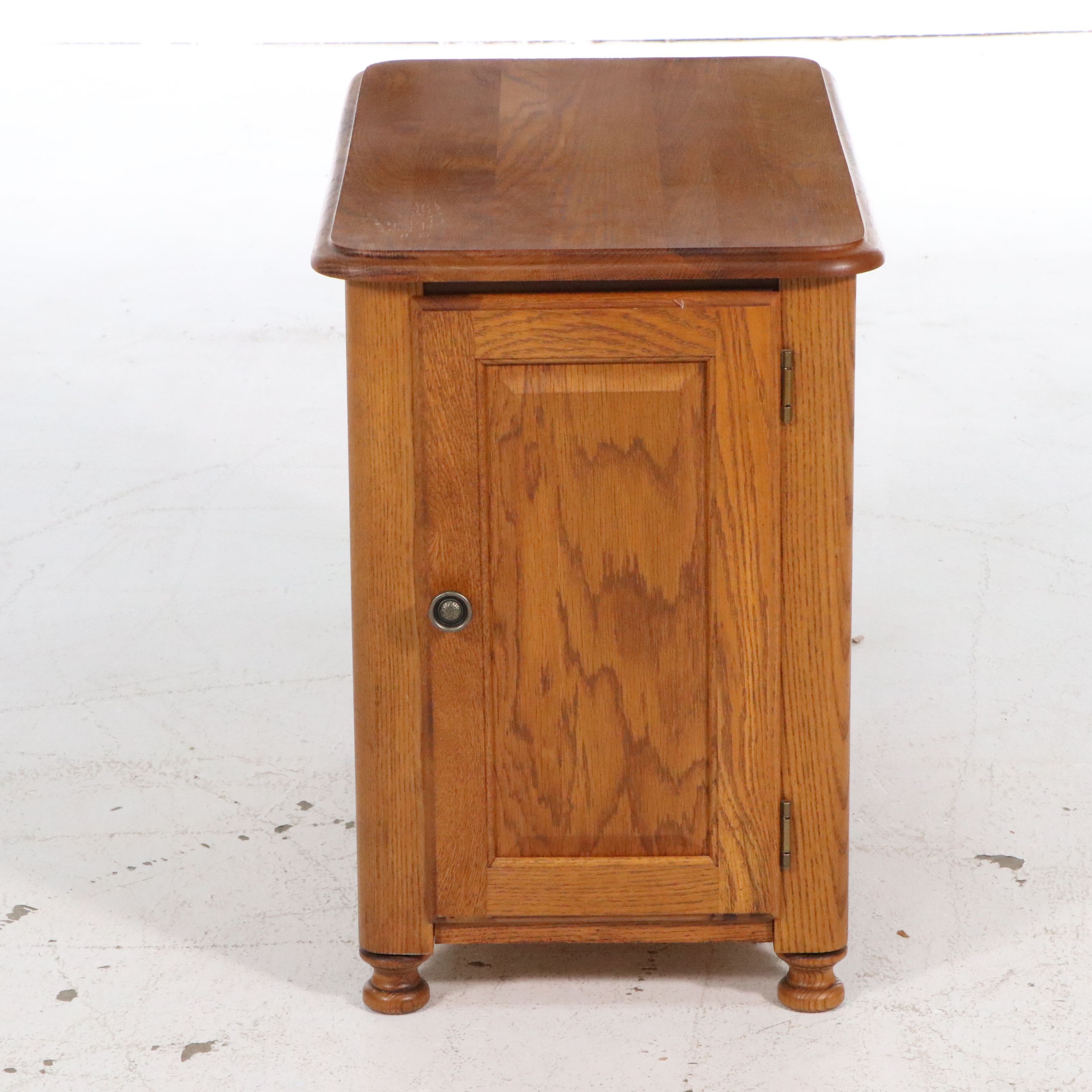 Three-Piece Oak End Table Set with Queen Anne Style Drop-Leaf Coffee Table