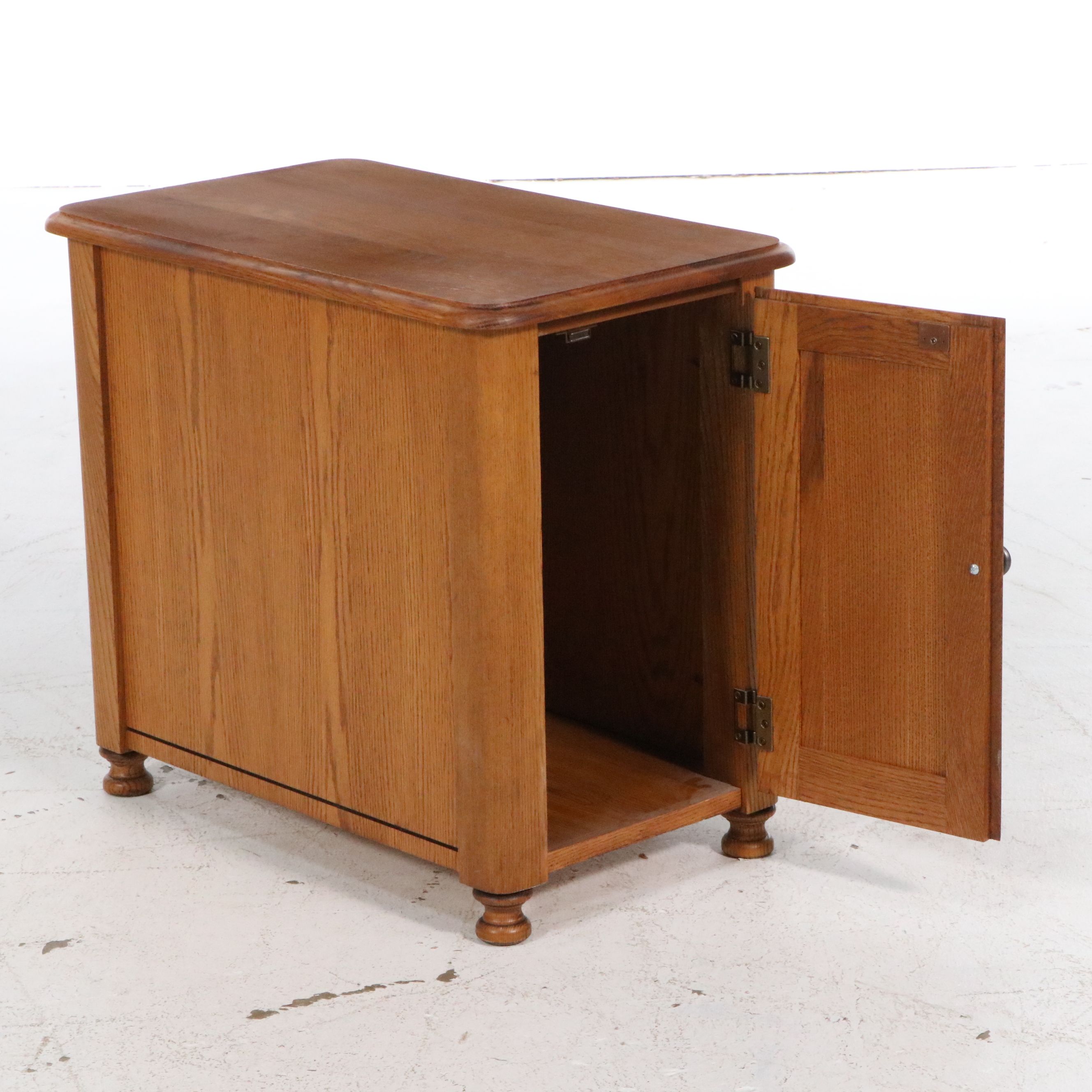 Three-Piece Oak End Table Set with Queen Anne Style Drop-Leaf Coffee Table