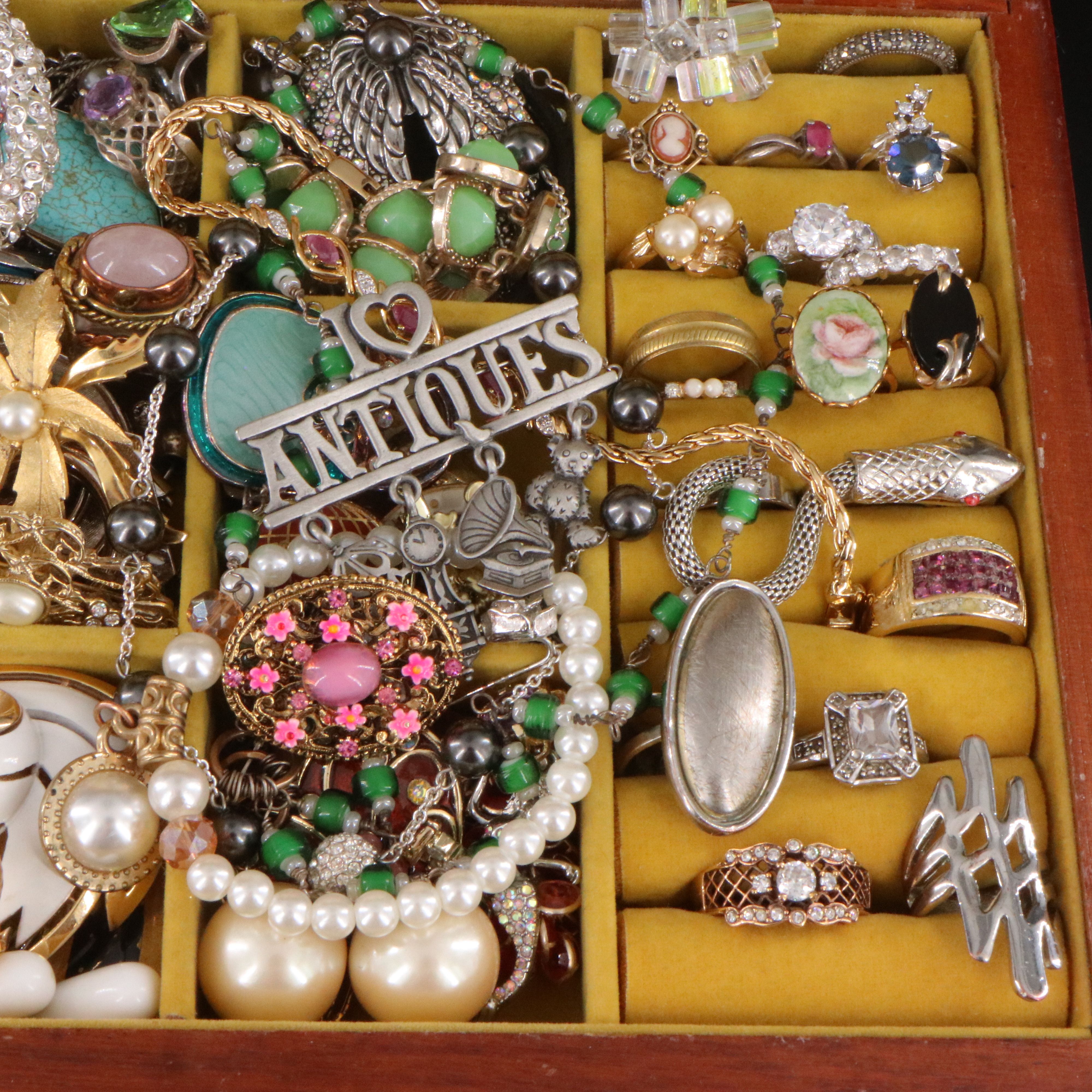 Uncommon Discoveries: Jewelry Collection