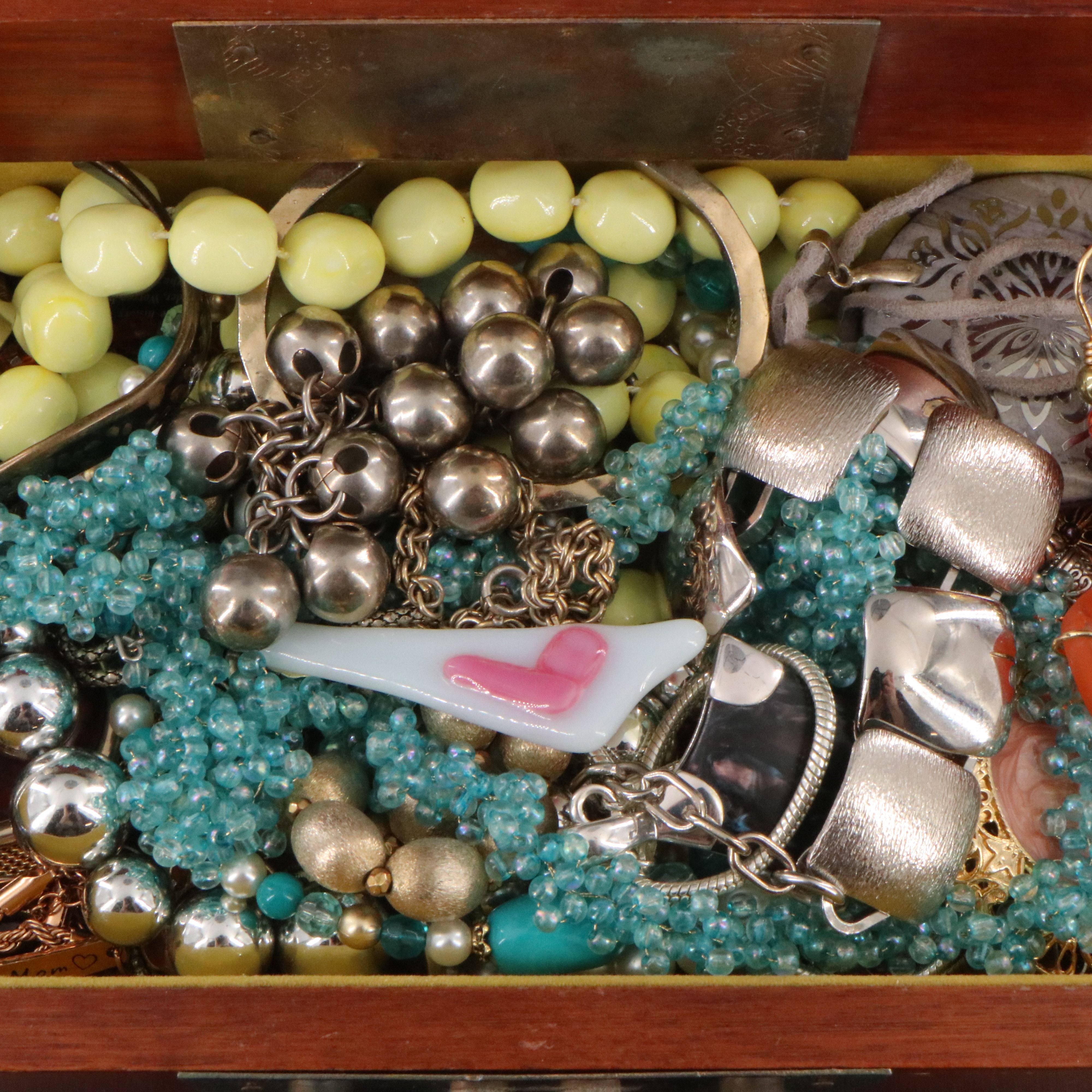 Uncommon Discoveries: Jewelry Collection
