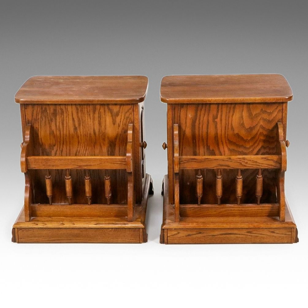 Pair of Country Colonial Style Oak Magazine End Tables, Late 20th Century