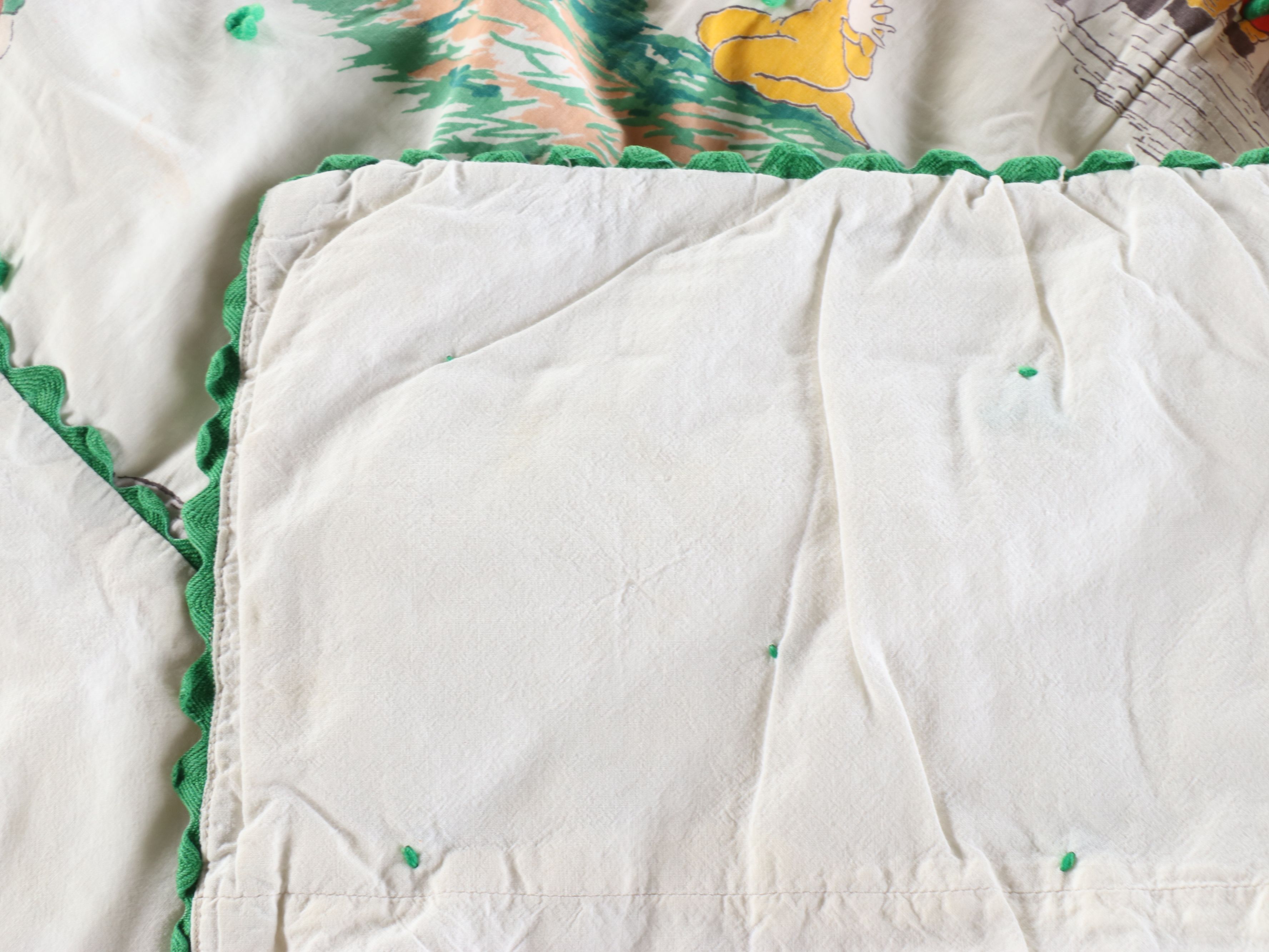 Vintage Nursery Rhyme Coverlet with Wool Blend Accent Blanket