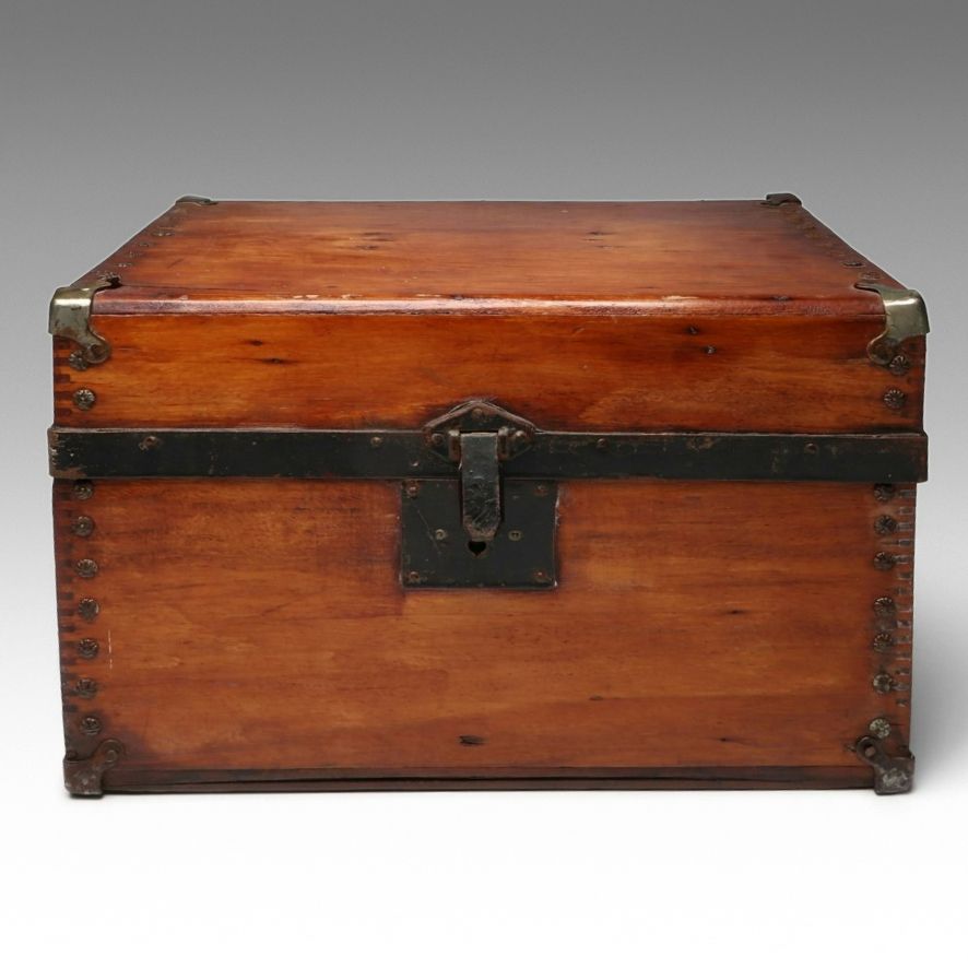 The Pettibone Mfg. Co. Wooden Box, Late 19th/Early 20th Century