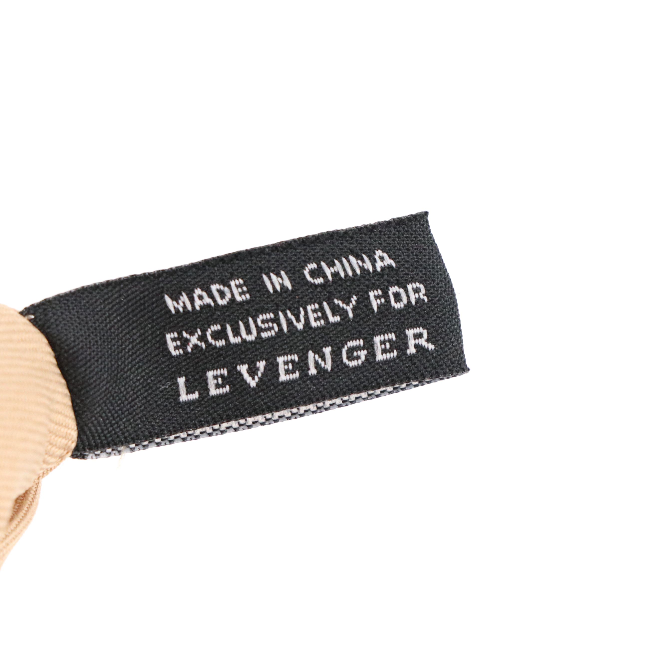 Lodis and Leatherology Red Leather Zippered Tote Bags with Levenger Zip Pouches