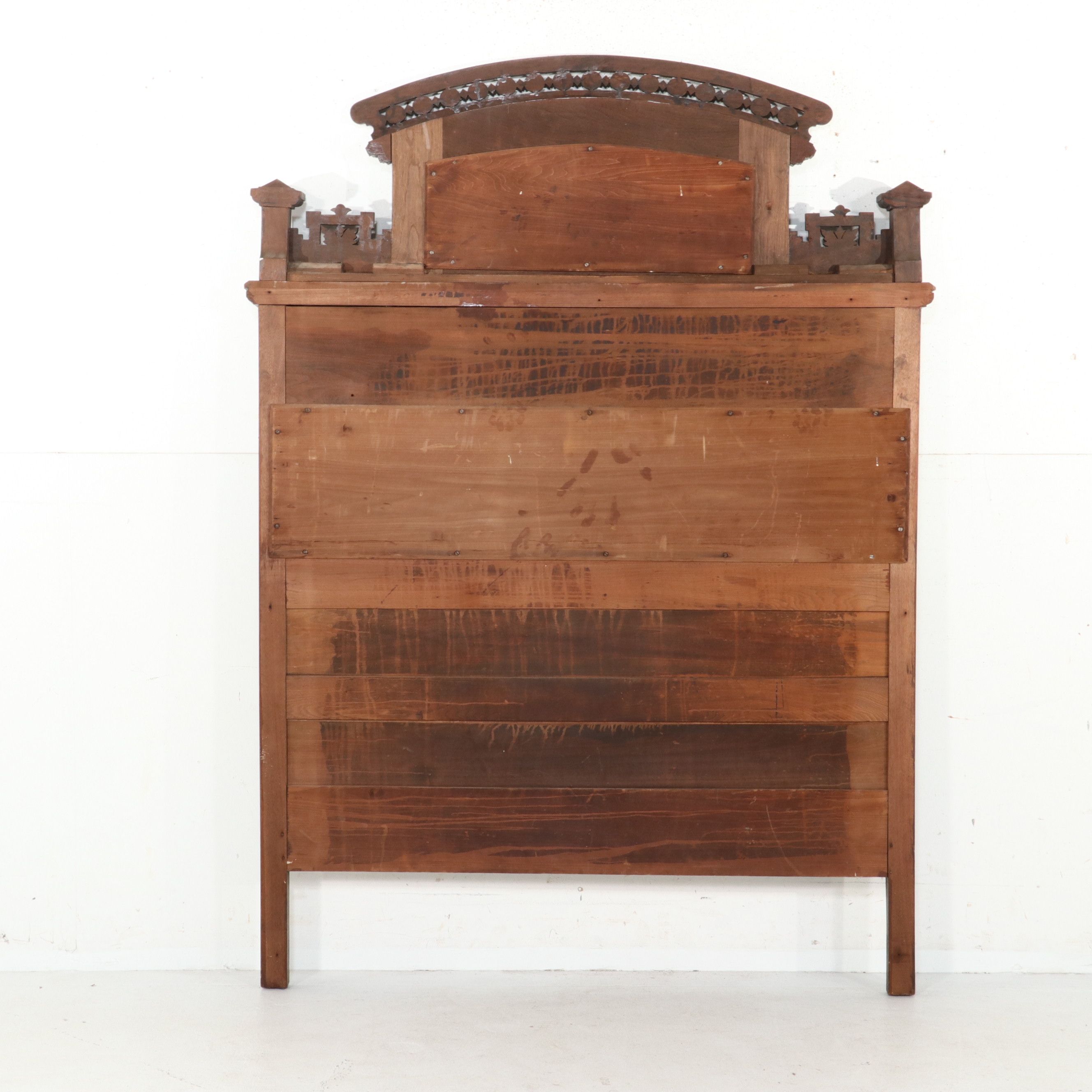 Victorian Eastlake Movement Walnut and Burl Walnut Bedstead, Late 19th Century