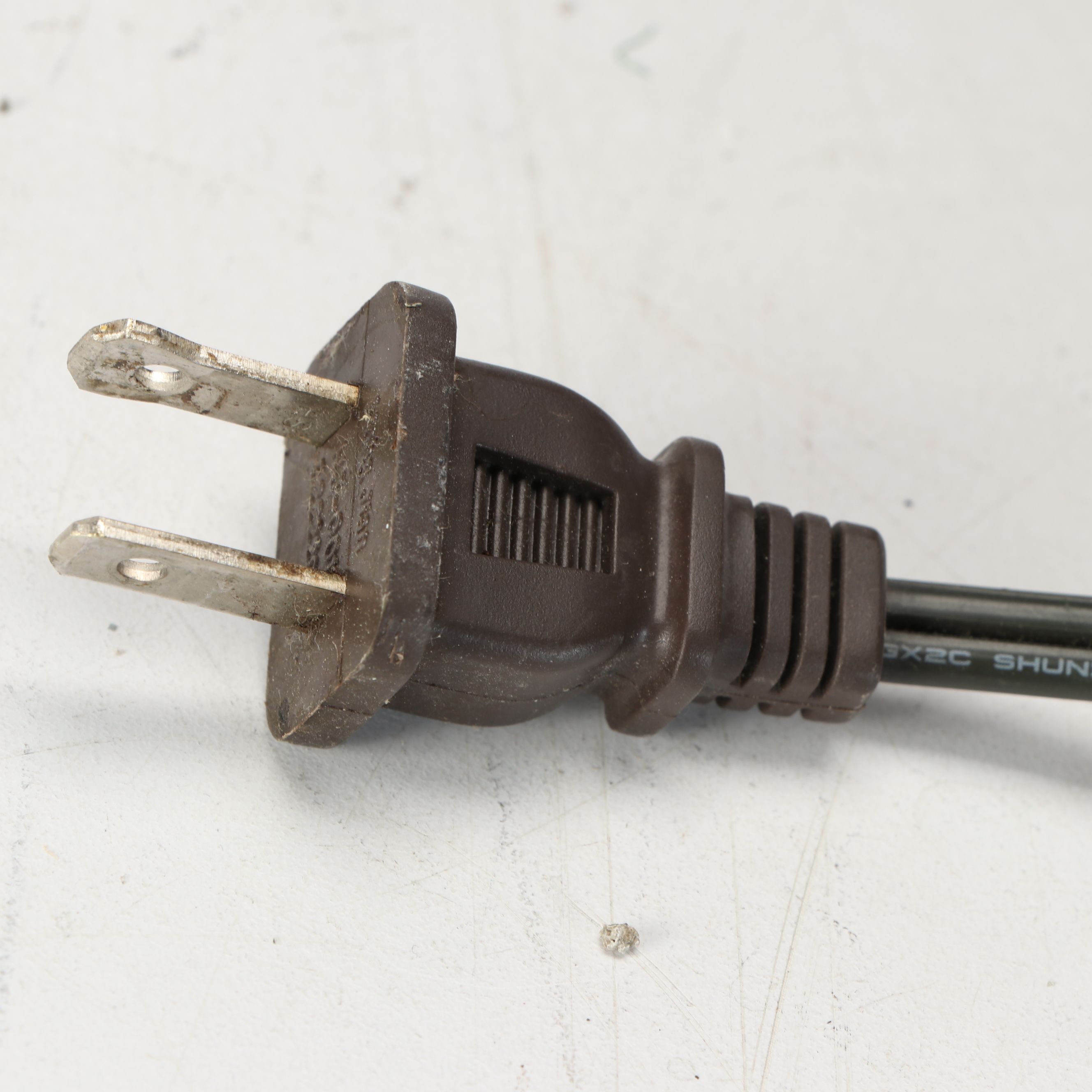 Neoclassical Style Urn-Shaped Table Lamp