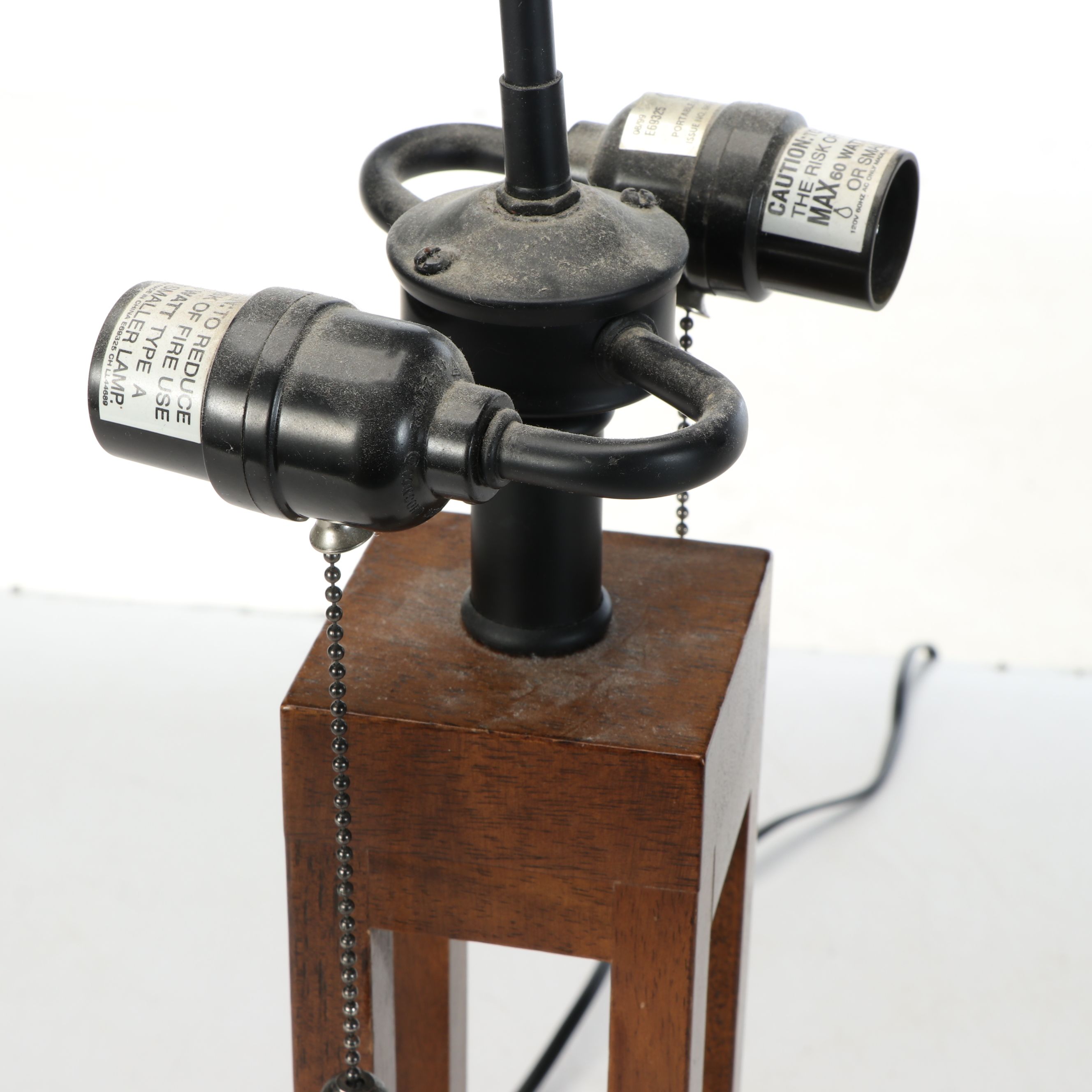 Craftsman Style Stained Glass Shade Table Lamp