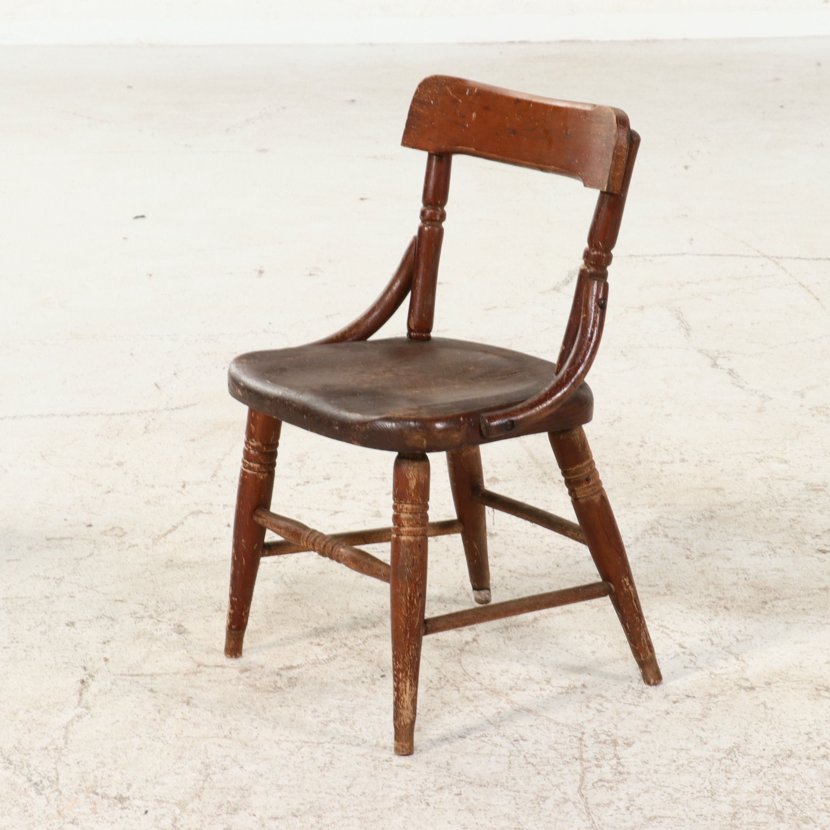 Milton Bradley Co. Juvenile Extension Table and Chair Set, Early 20th Century