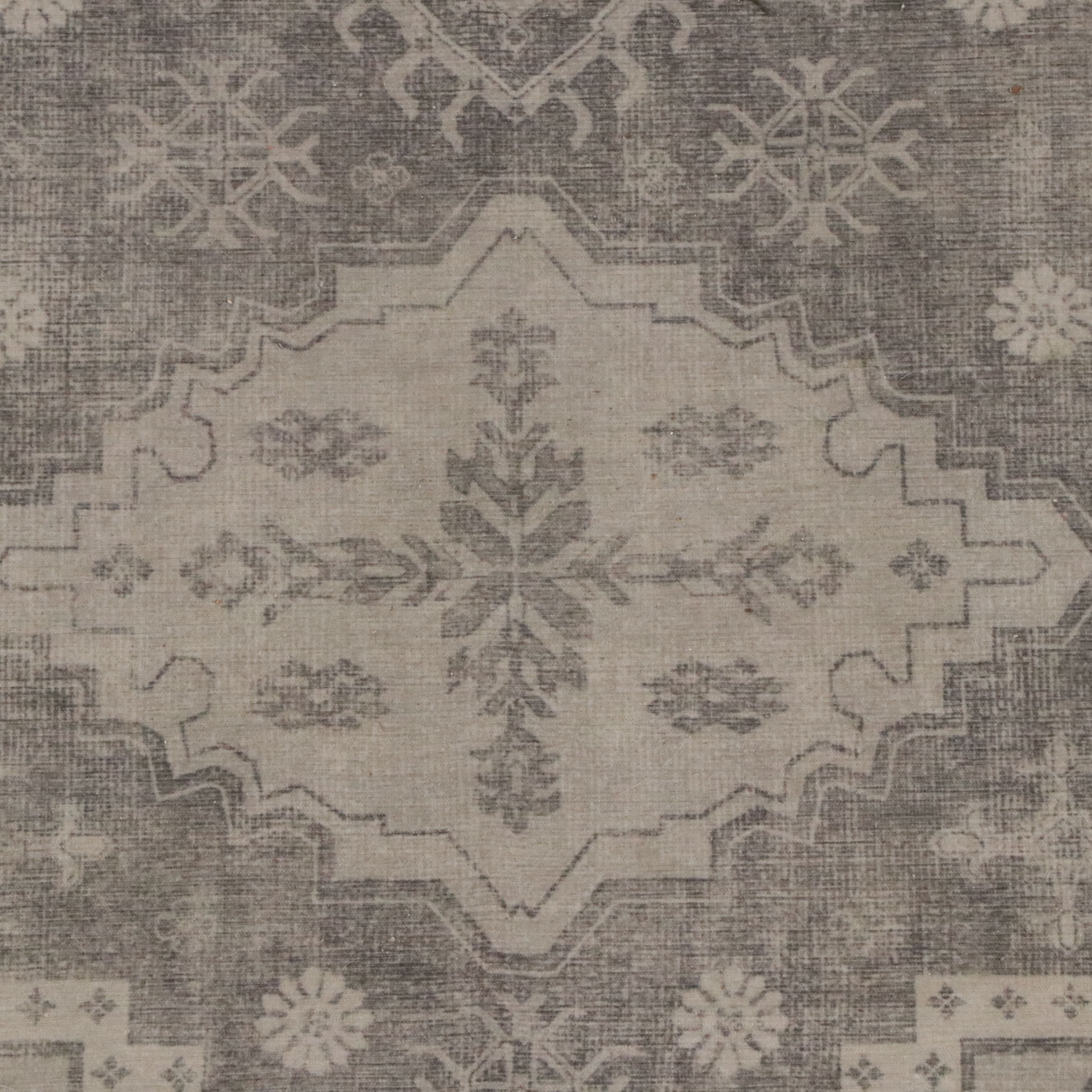 5' x 6'11 Machine Made Contemporary Area Rug