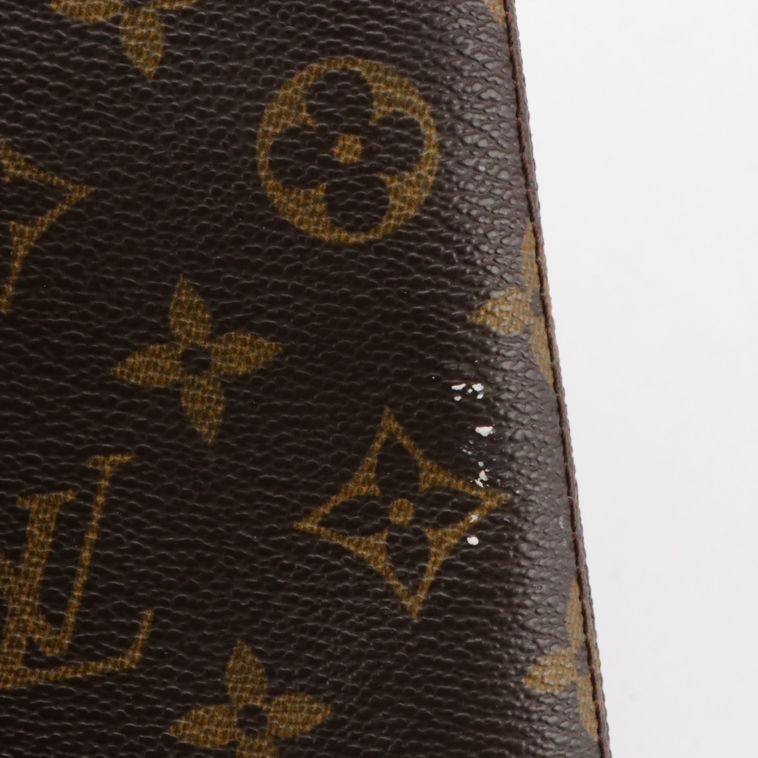 Louis Vuitton Cabas Mezzo Tote Bag in Monogram Canvas and Vachetta Leather