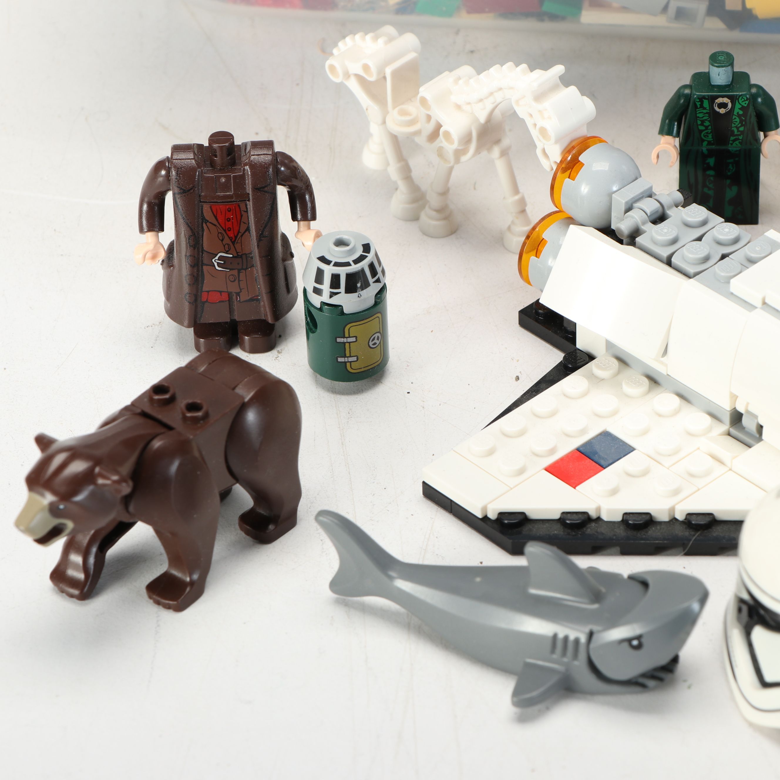 Harry Potter, Star Wars, and More LEGO Pieces and Sets
