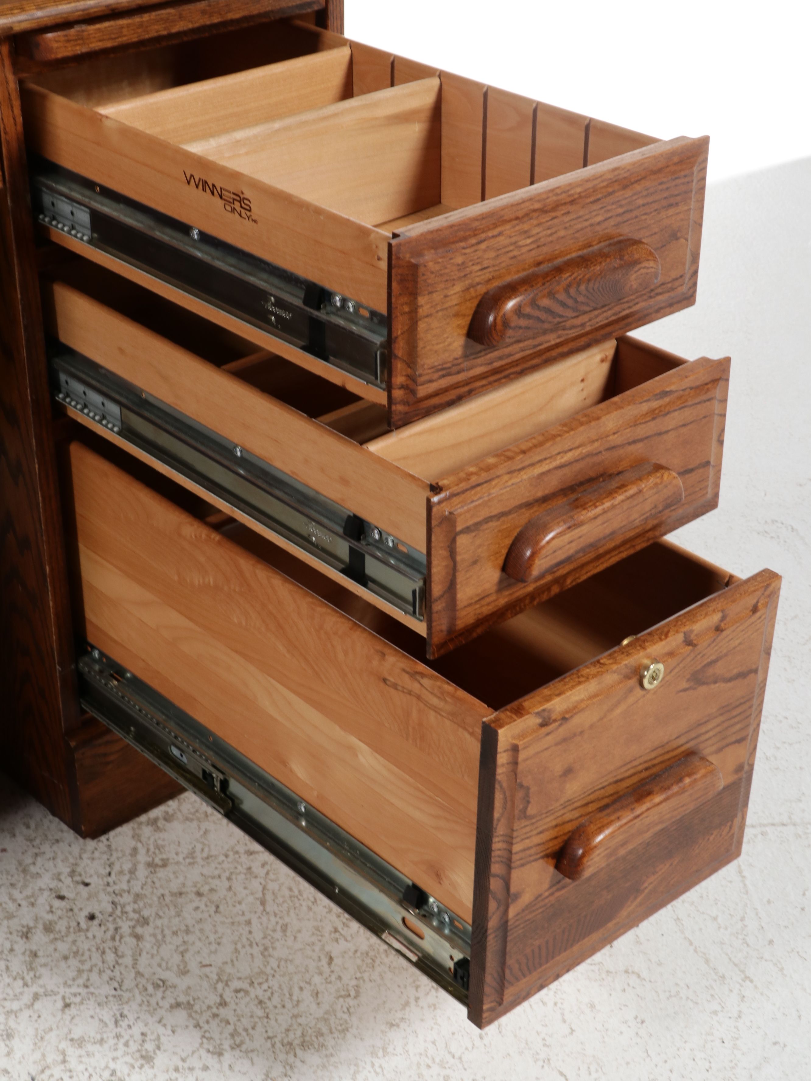 Winners Only Inc. Edwardian Style Oak Roll-Top Desk, Late 20th/21st Century