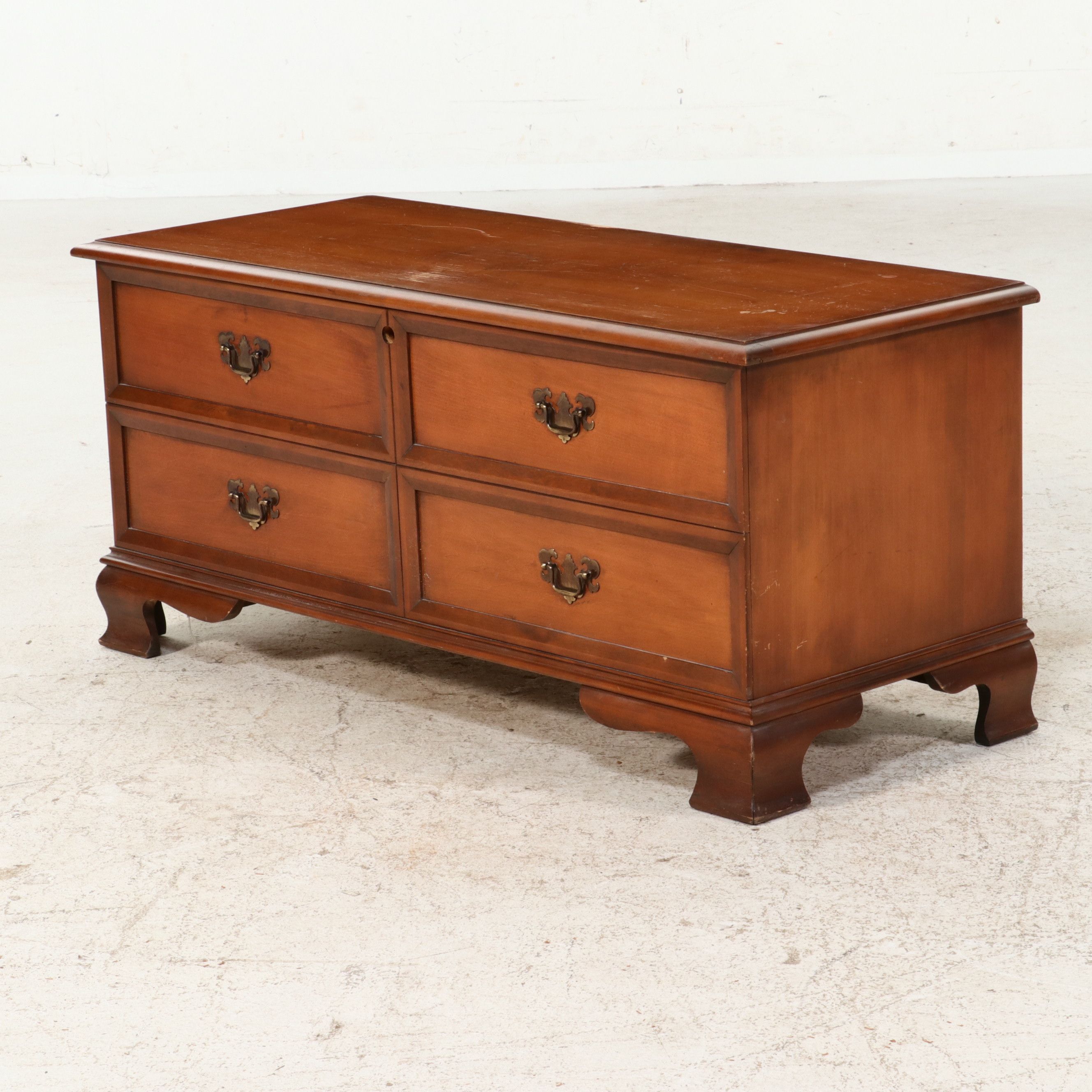 Lane Colonial Revival Style Cedar-Lined Storage Chest, 20th Century