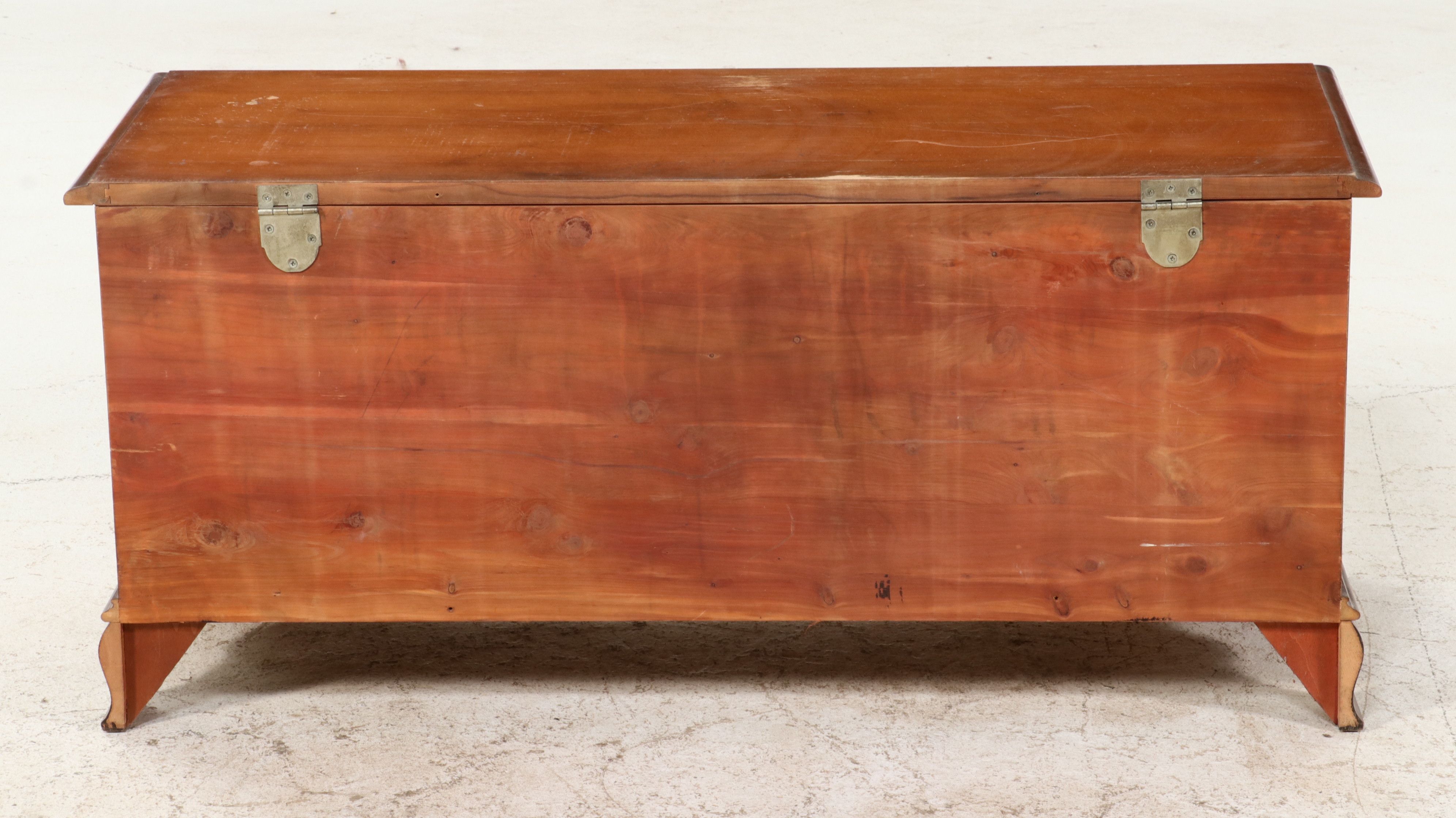 Lane Colonial Revival Style Cedar-Lined Storage Chest, 20th Century