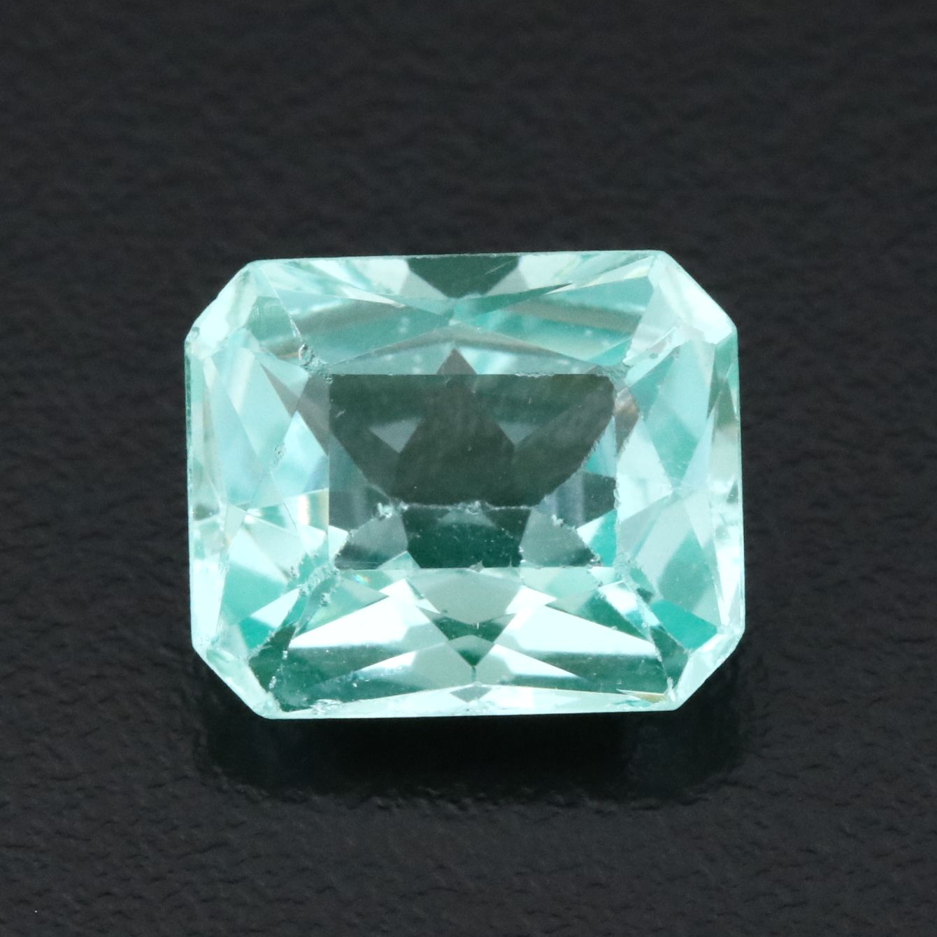 Loose 6.86 CT Topaz