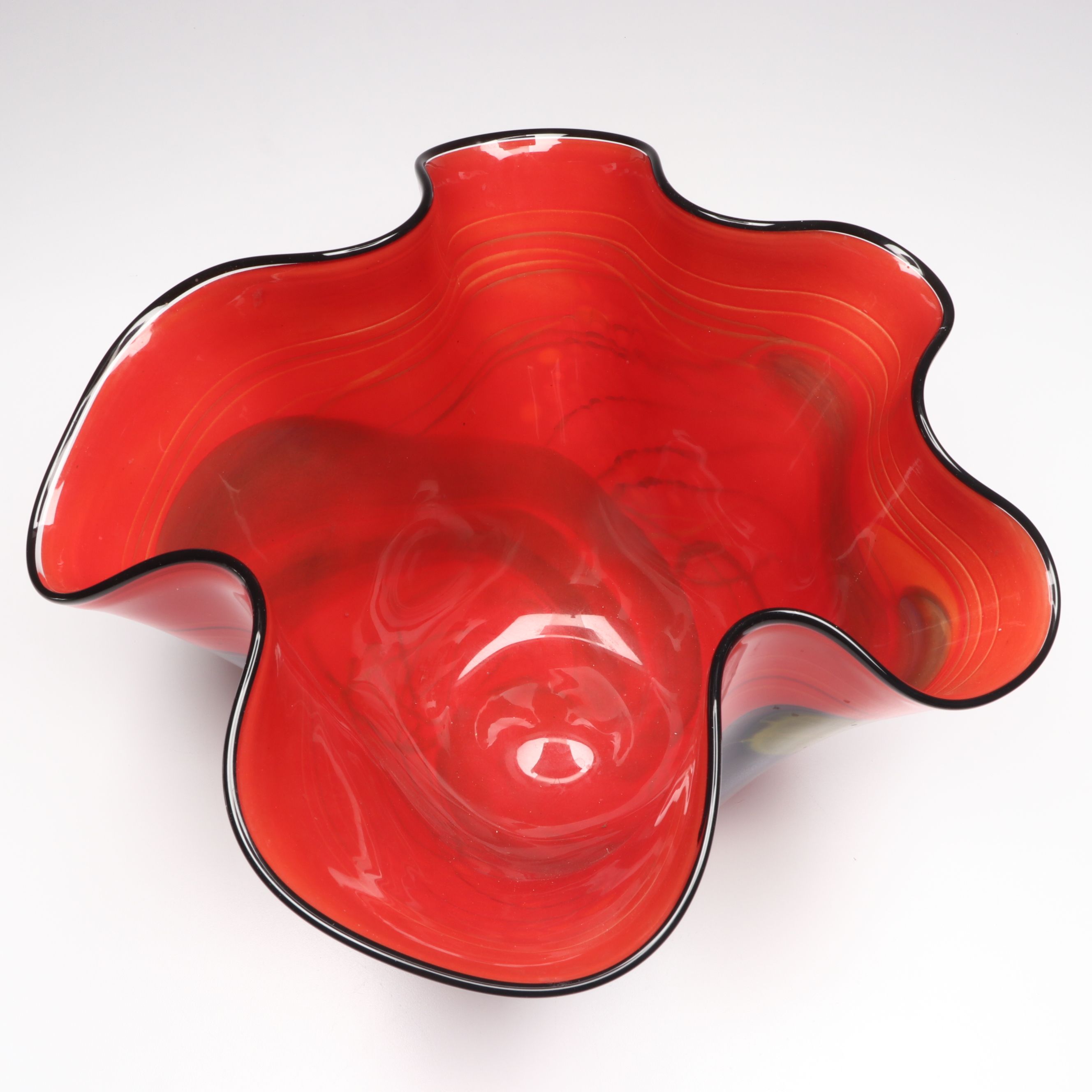 Loan Nemtoi (Romanian, b. 1964) Signed Art Glass Handkerchief Bowl