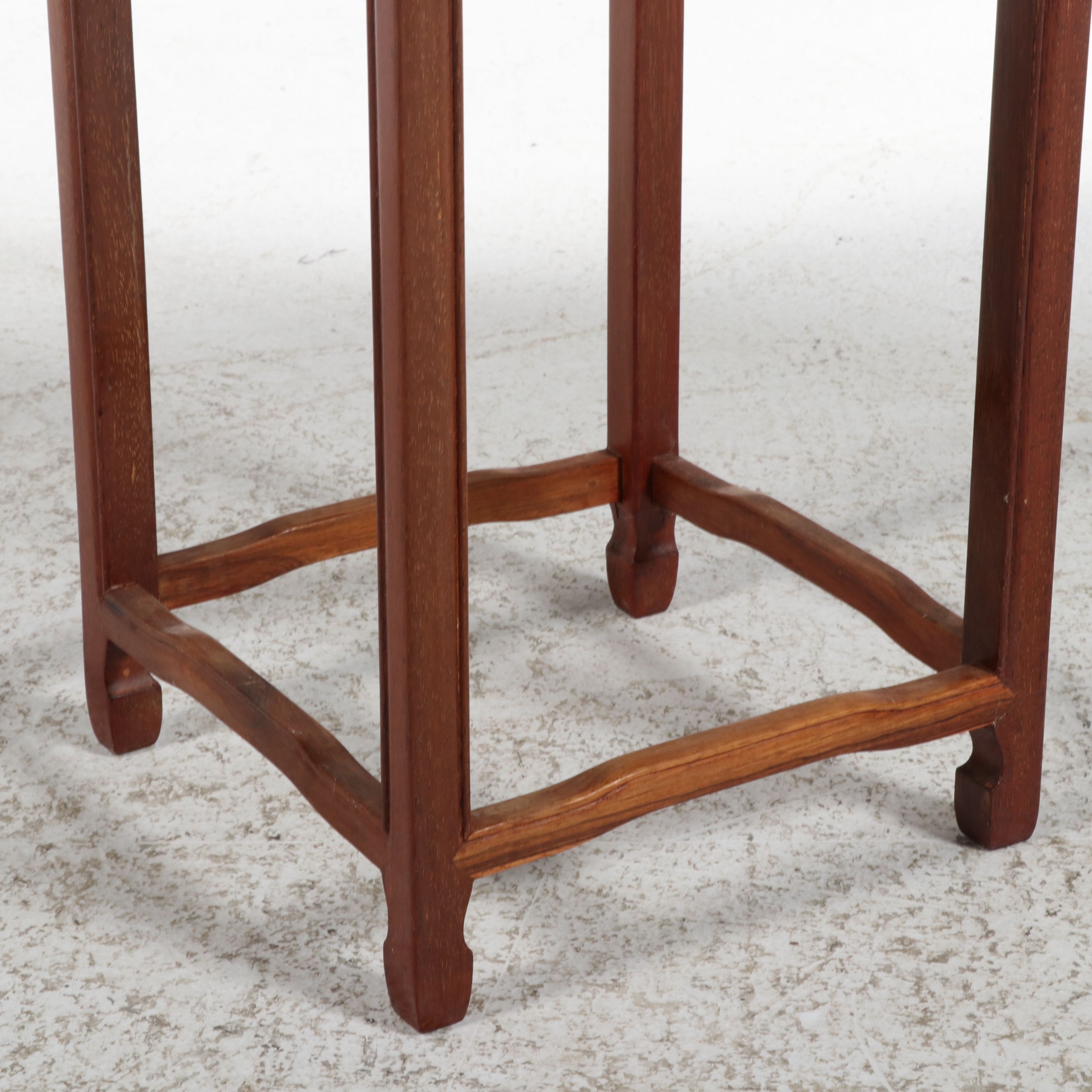 Chinese Ming-Style Hardwood Pedestal Plant Stand, Late 20th Century