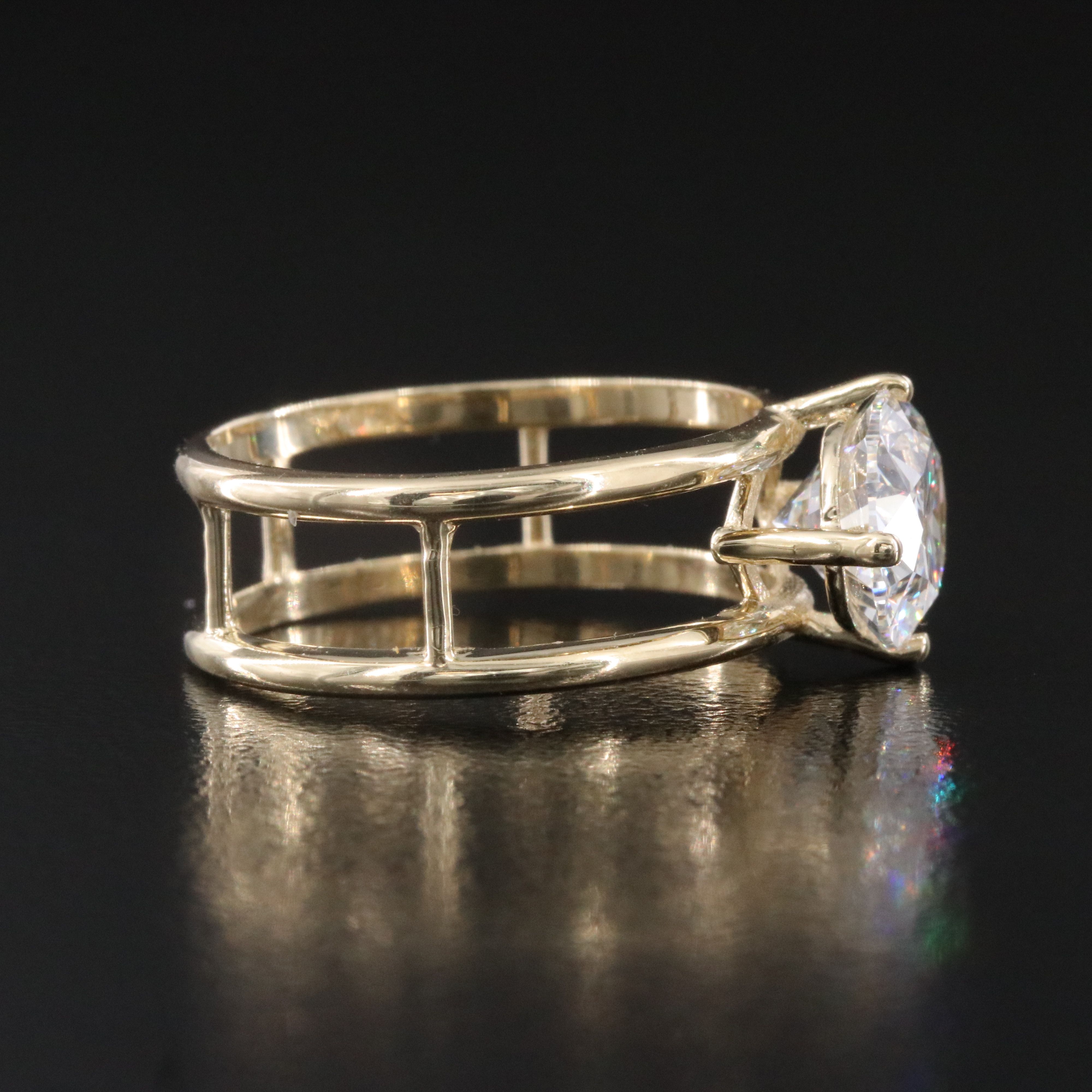 14K 3.04 CT Lab Grown Diamond Ring with IGI Report