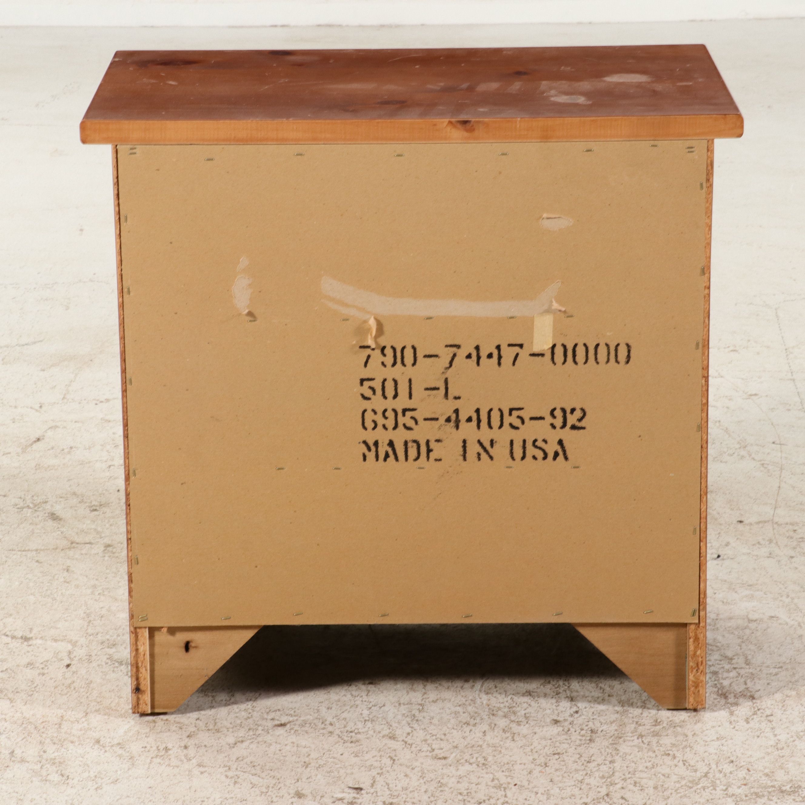 Broyhill Early American Style Pine Four-Poster Bed Frame and Nightstand