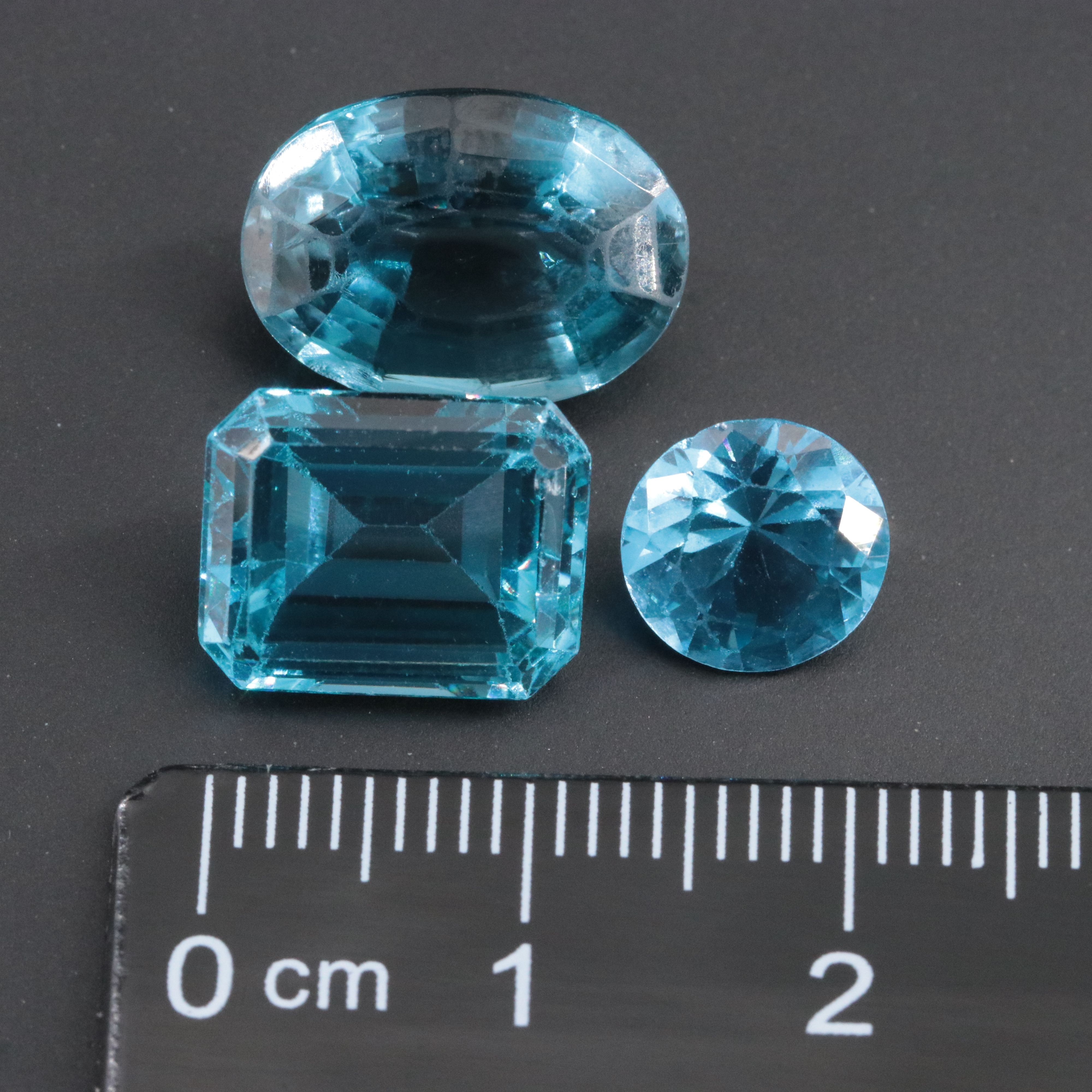 Loose 17.54 CTW Topaz and Lab Grown Spinel Lot
