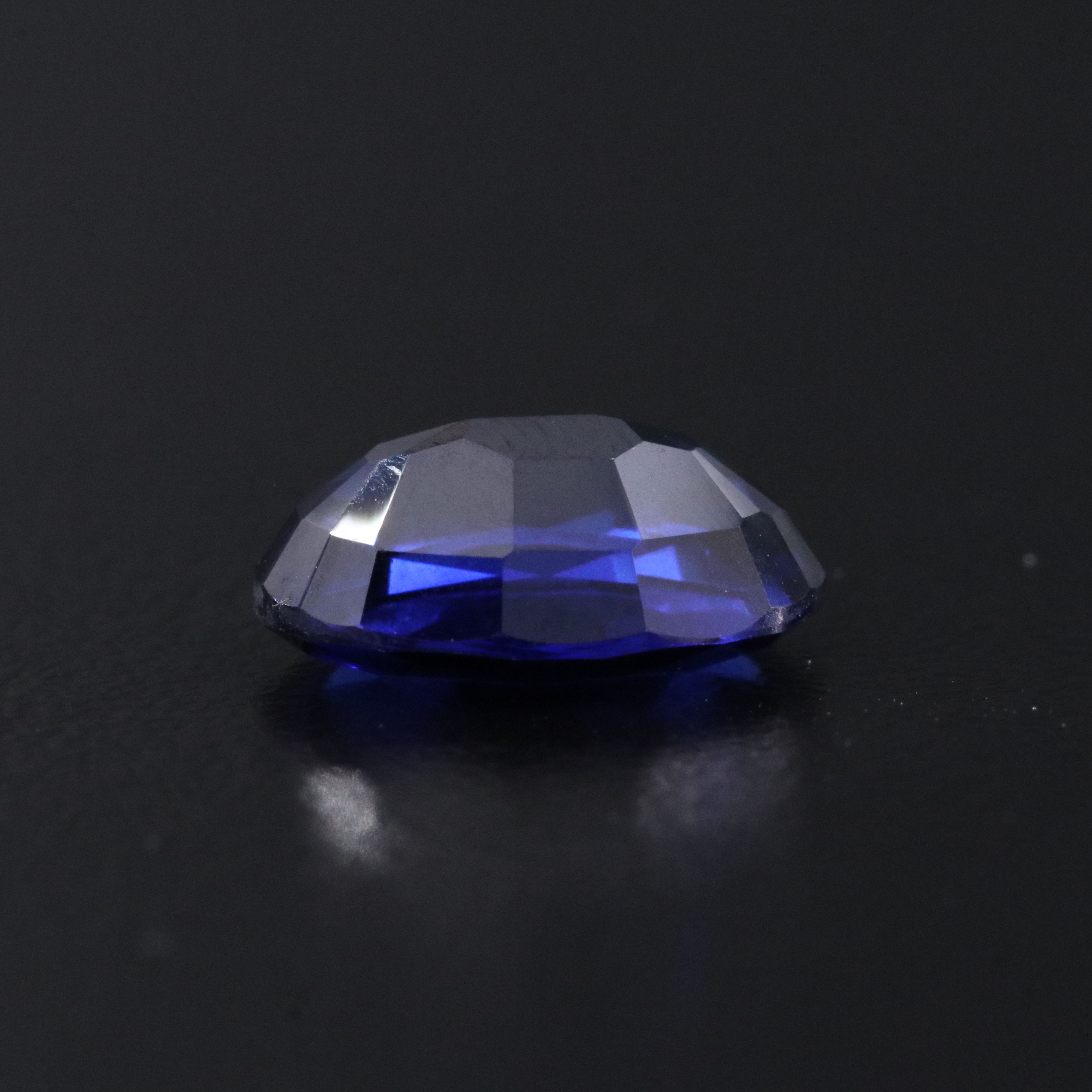Loose 5.41 CT Lab Grown Sapphire