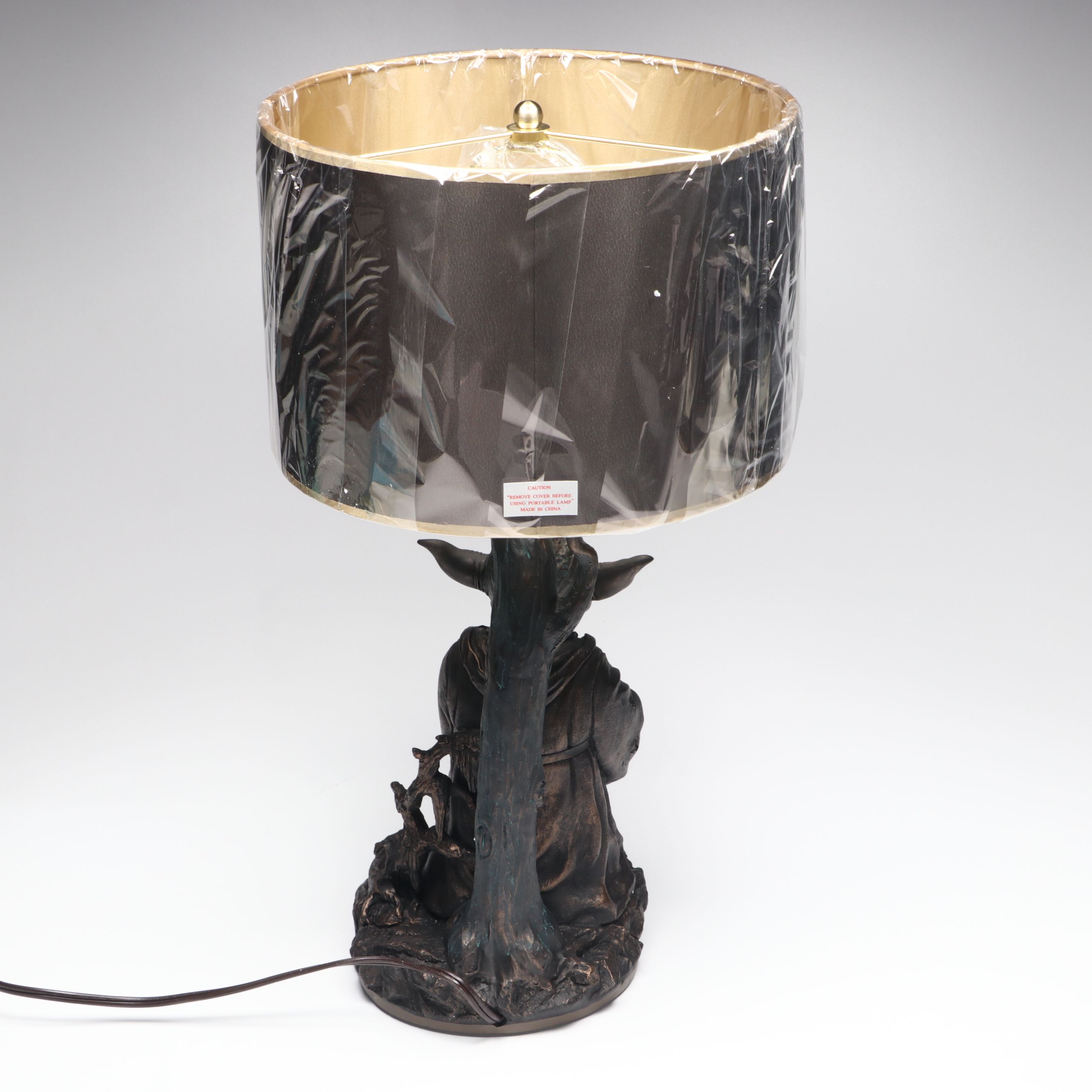 Bradex Star Wars "Jedi Master Yoda" Resin Lamp with Custom Drum Shade