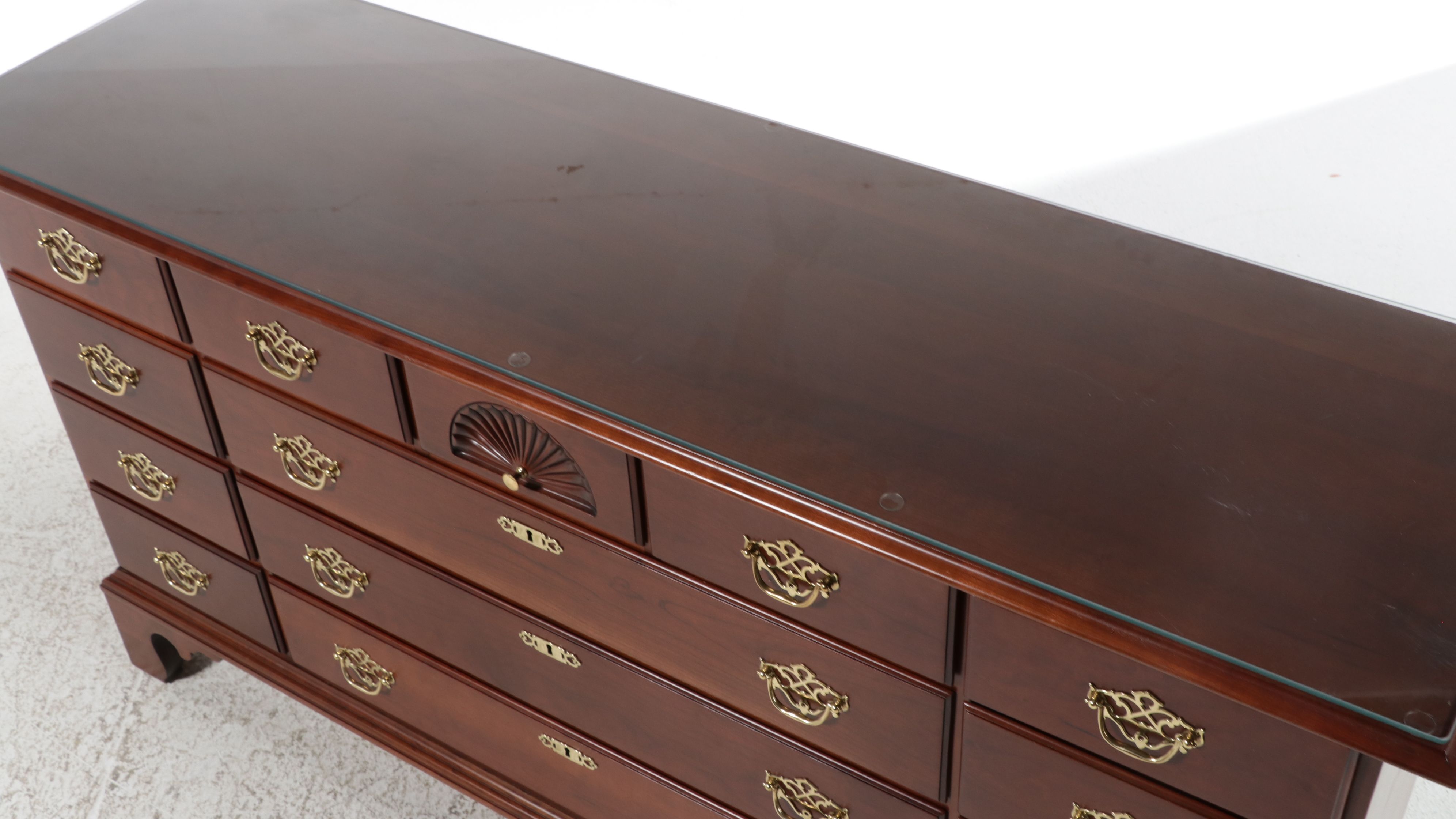 Statton Furniture "Trutype Americana" Old Towne Cherry Dresser, Late 20th C.