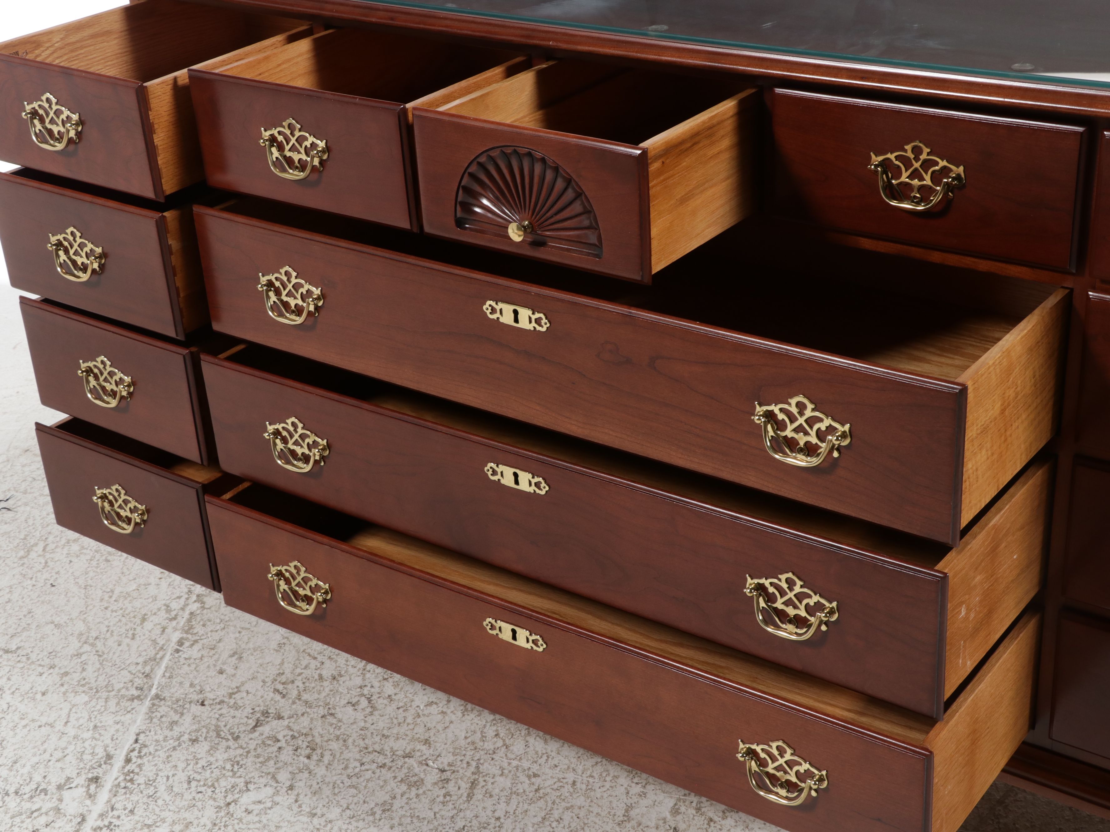 Statton Furniture "Trutype Americana" Old Towne Cherry Dresser, Late 20th C.