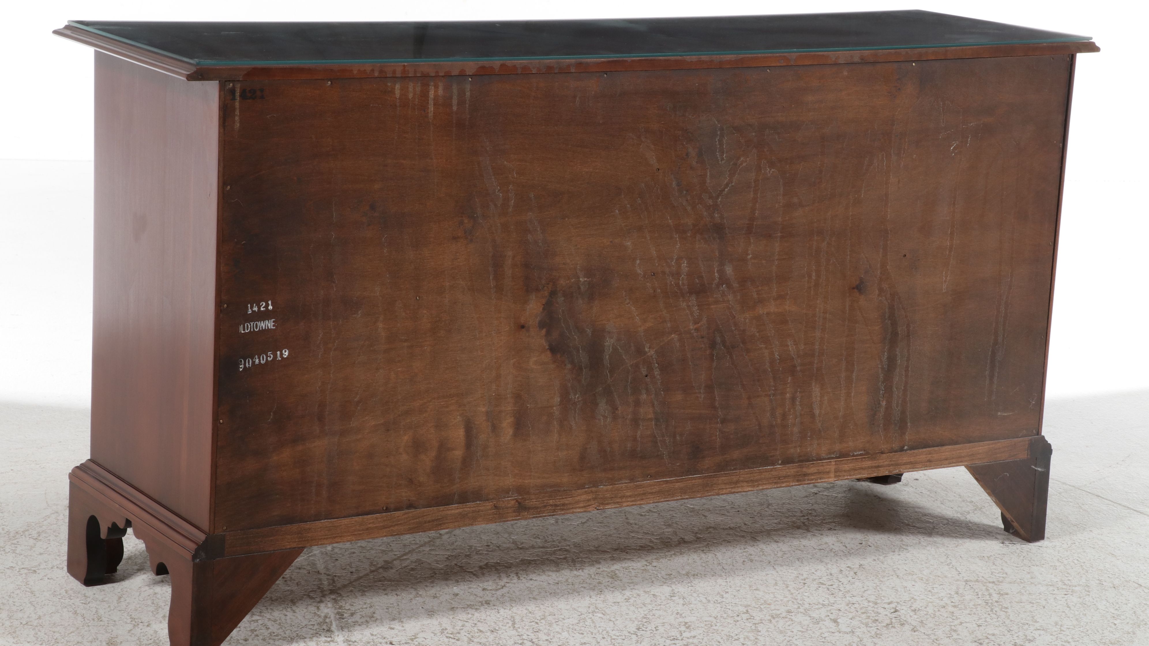 Statton Furniture "Trutype Americana" Old Towne Cherry Dresser, Late 20th C.