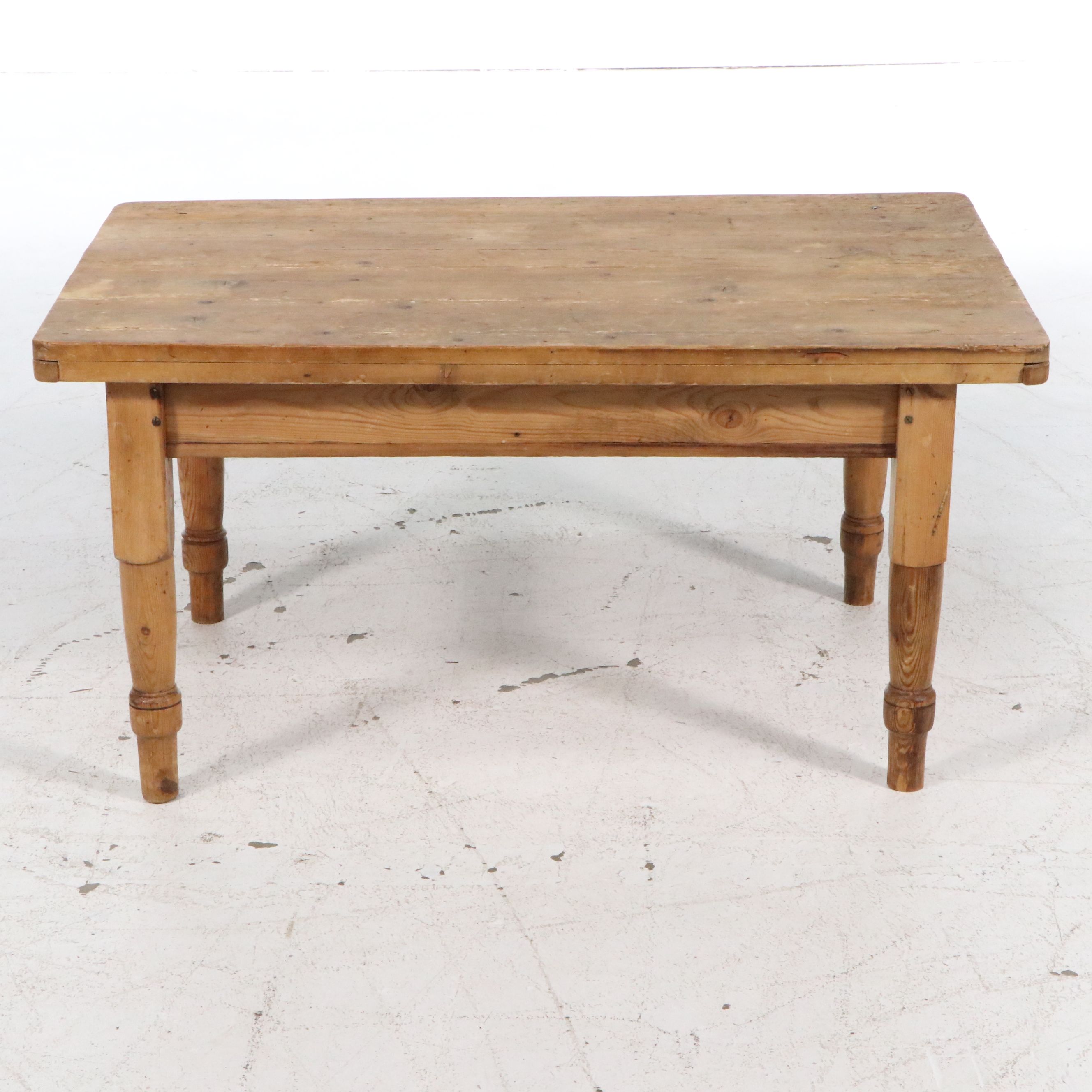 English Country Pine Coffee Table