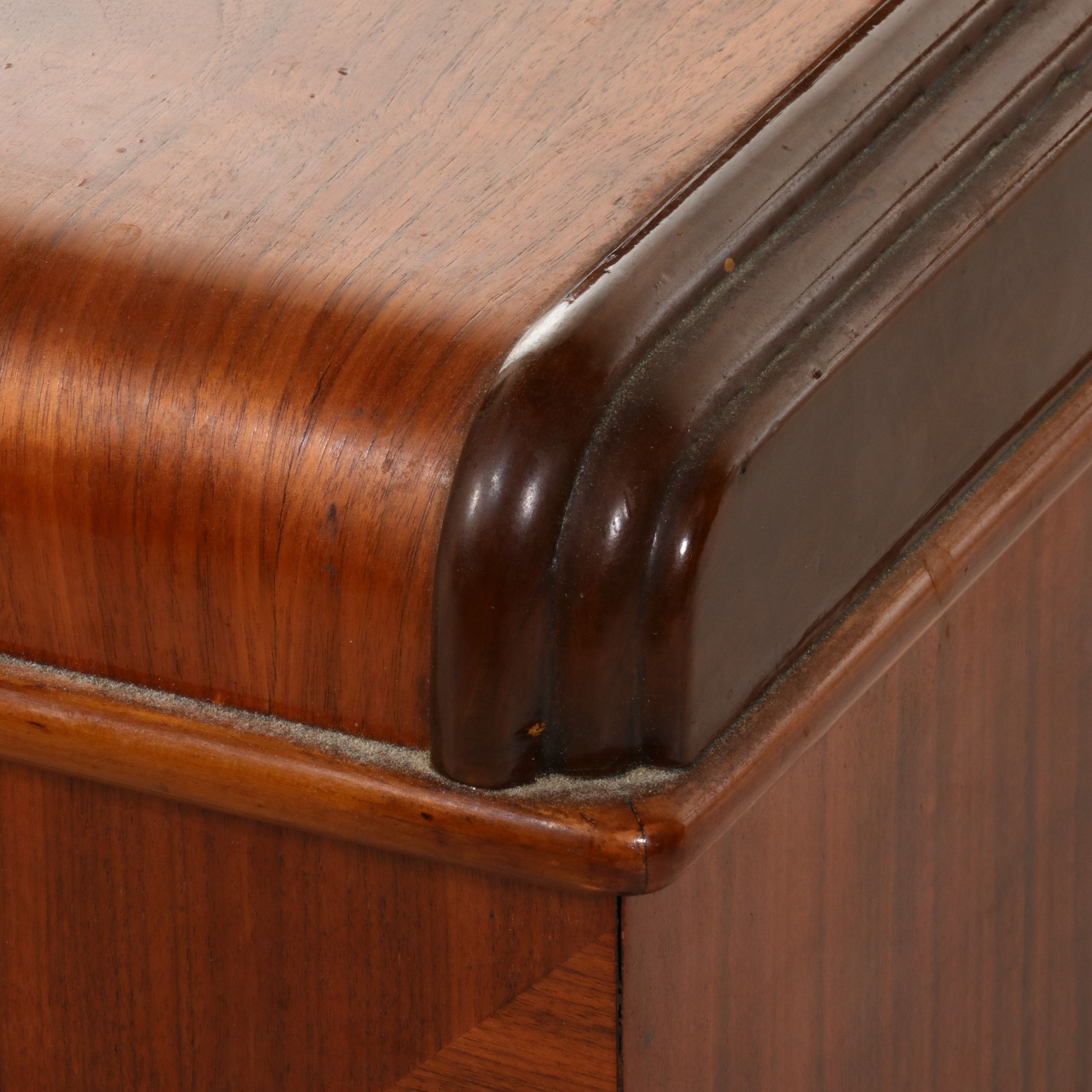 Sears Roebuck & Co. Art Deco Style "Honor-Bilt" Waterfall Cedar Chest