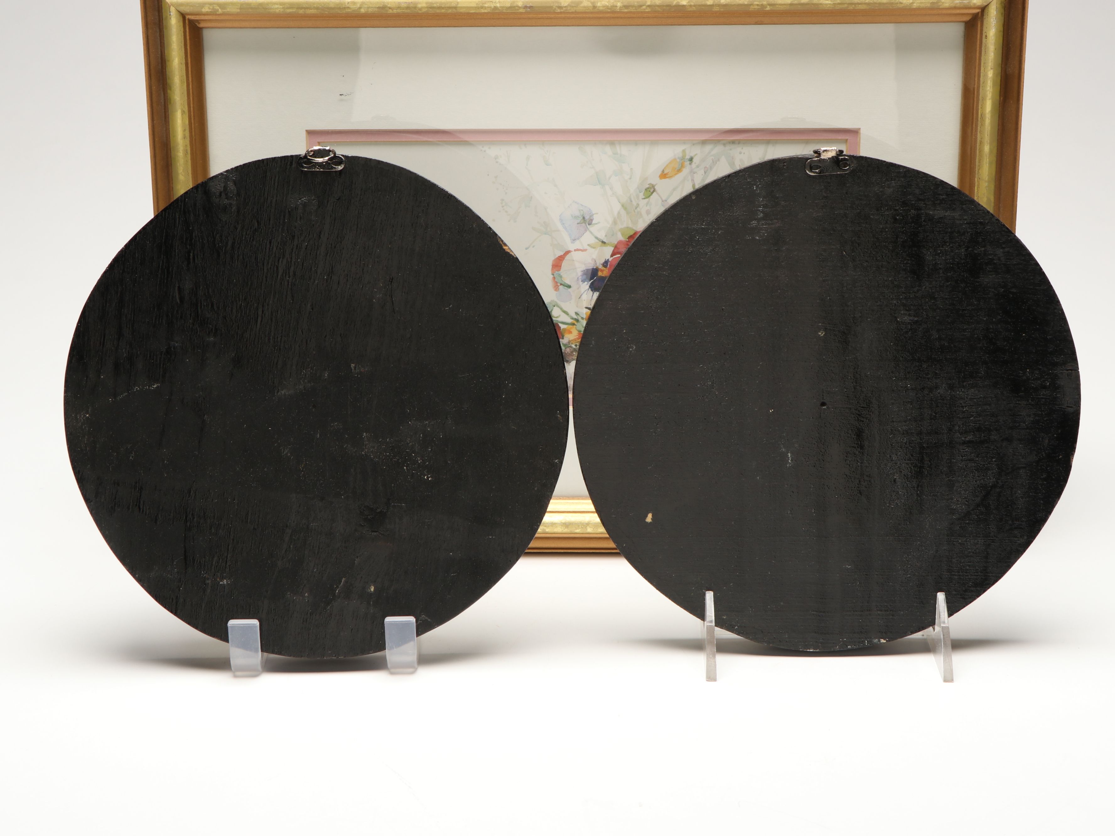 Hand-Painted Nesting Goldfinch Plaques with Ceramic Bunny and More Décor