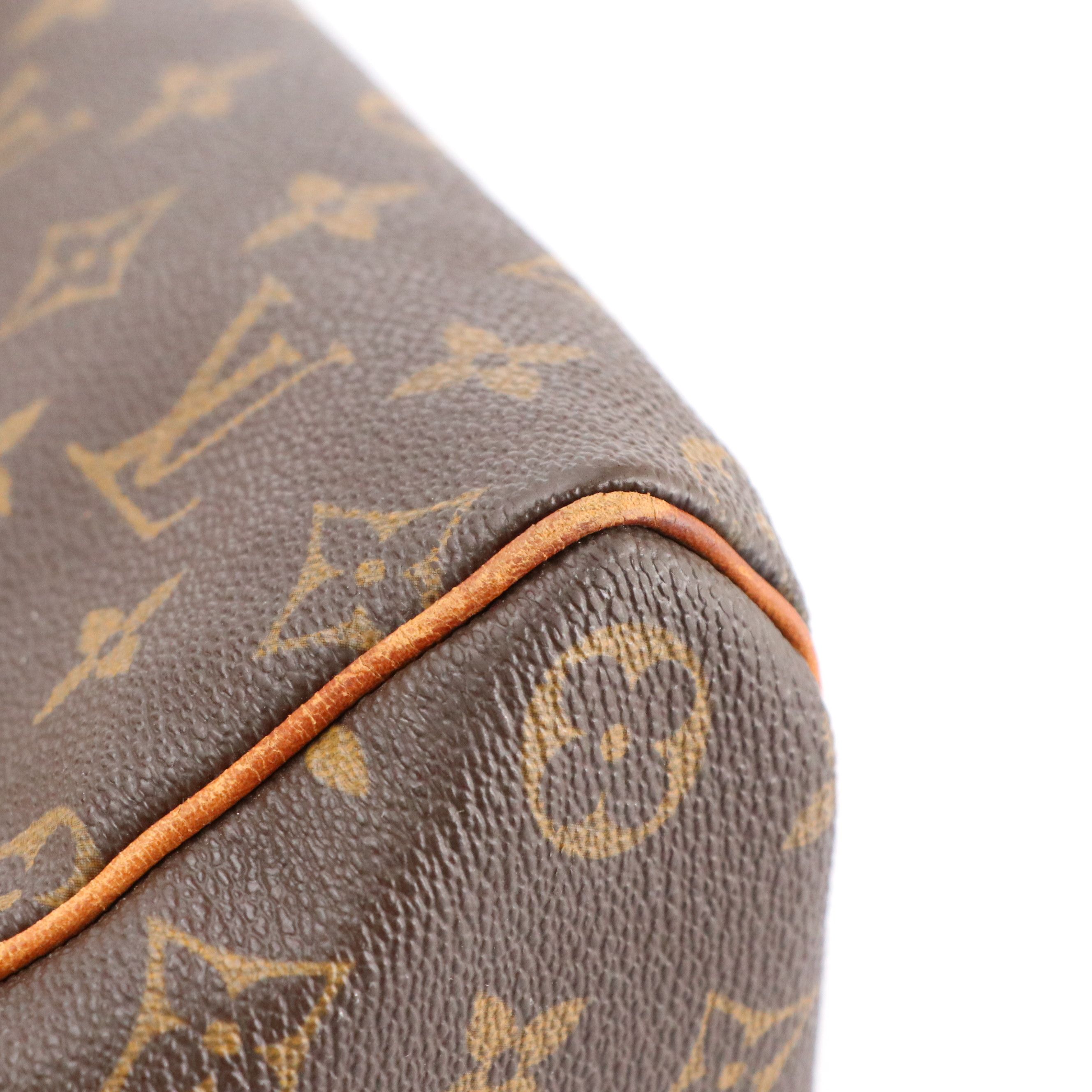 Louis Vuitton Speedy 40 Top Handle Bag in Monogram Canvas and Leather