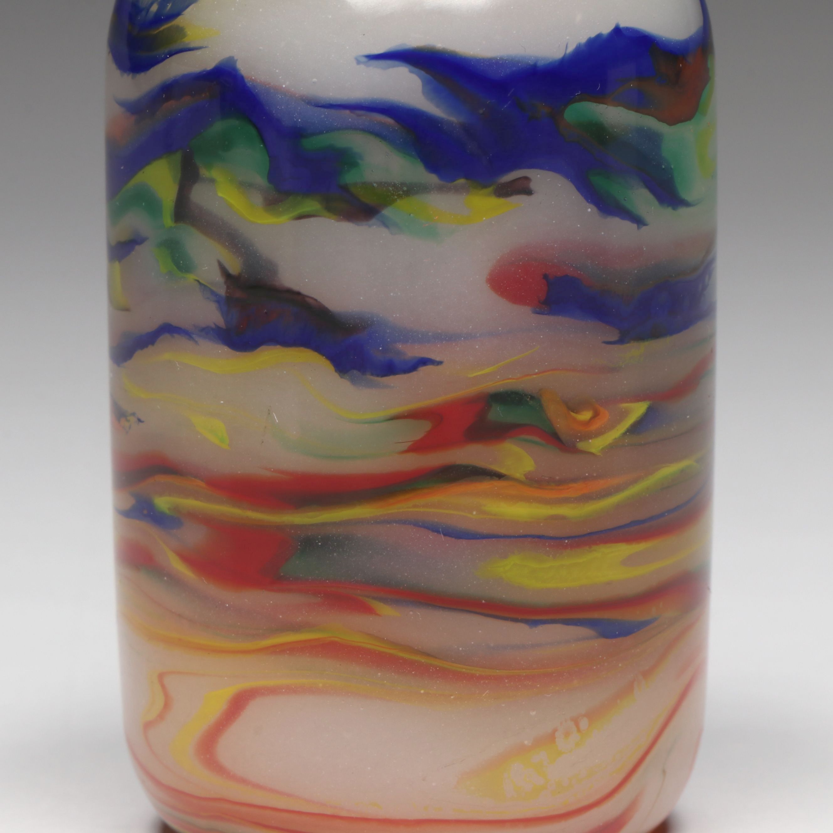 Polychrome Swirled Glass Snuff Bottle with Quench Crackled Quartz Cap