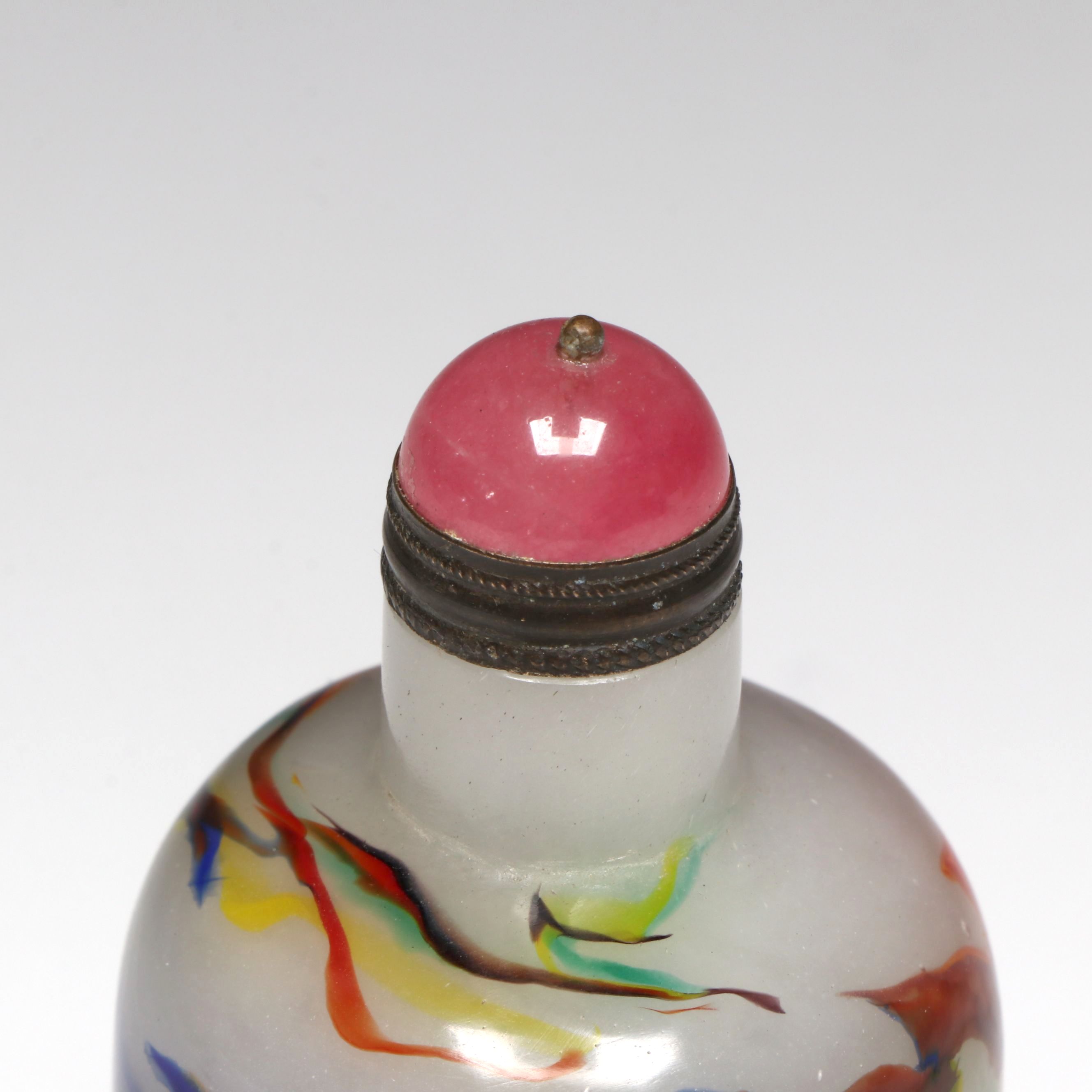 Polychrome Swirled Glass Snuff Bottle with Quench Crackled Quartz Cap