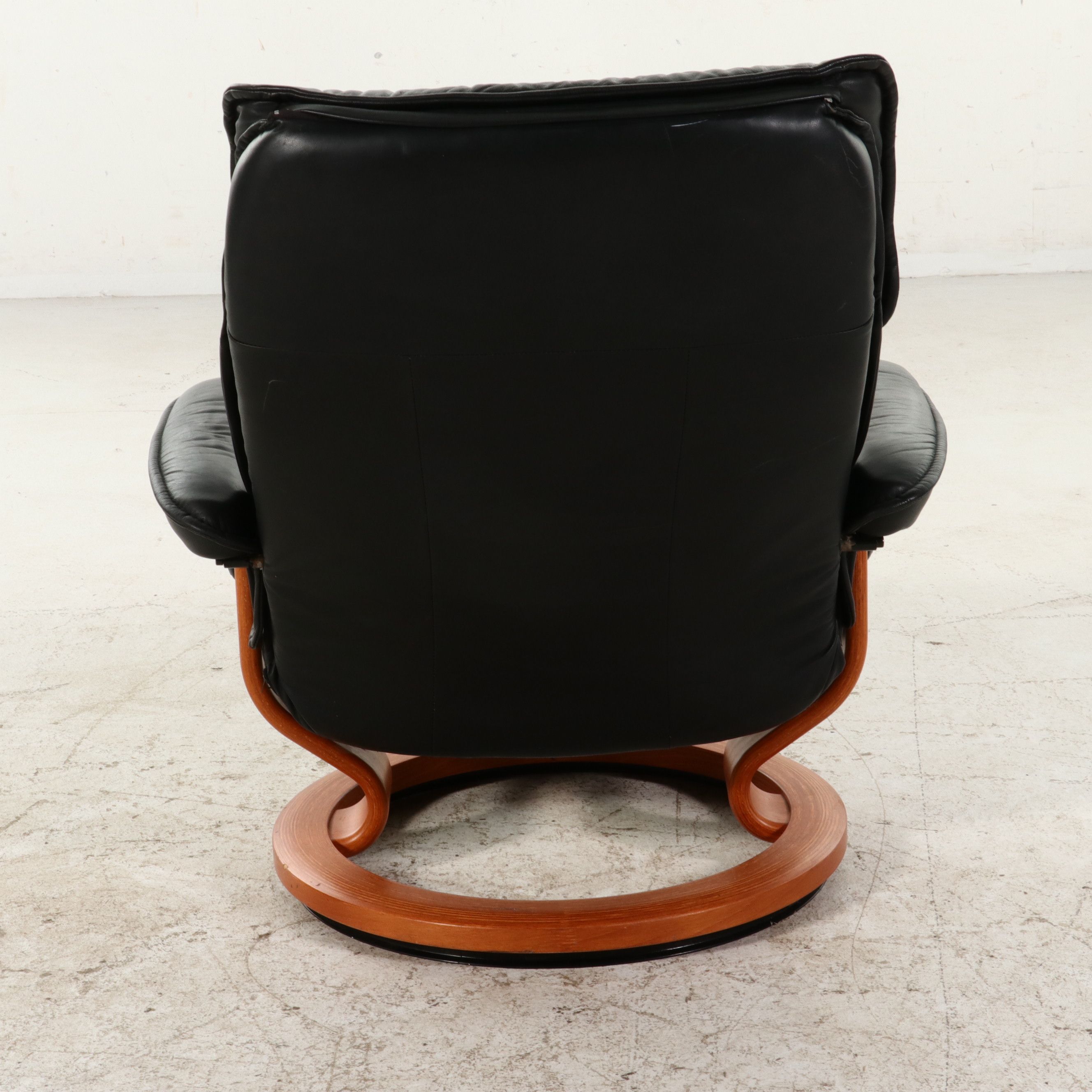 Ekornes Inspired Danish Modern Style Leather Lounge Chair and Ottoman