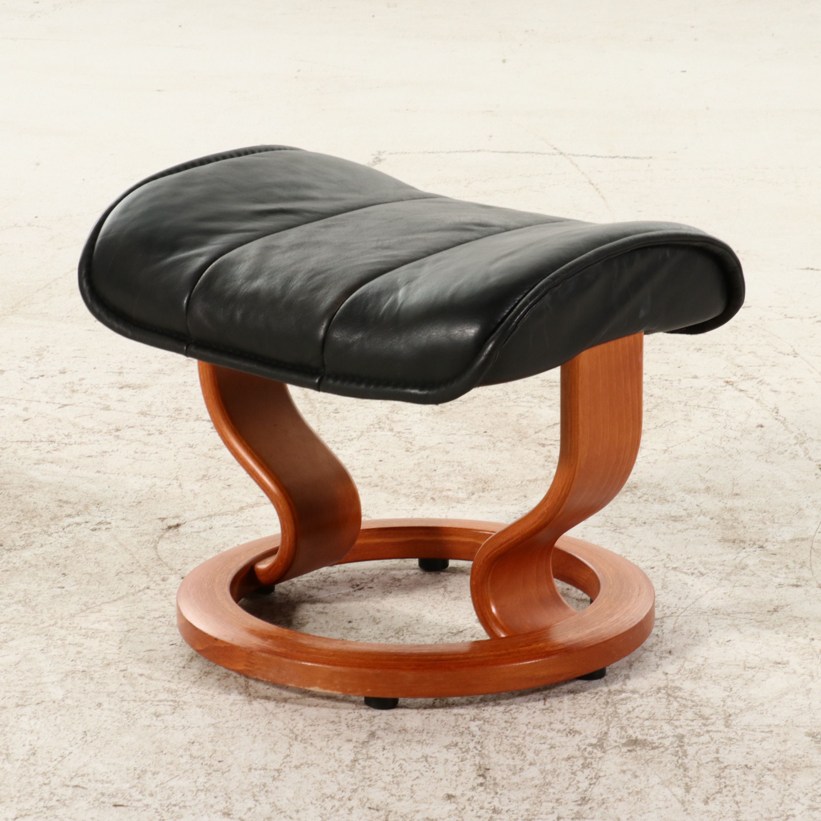 Ekornes Inspired Danish Modern Style Leather Lounge Chair and Ottoman