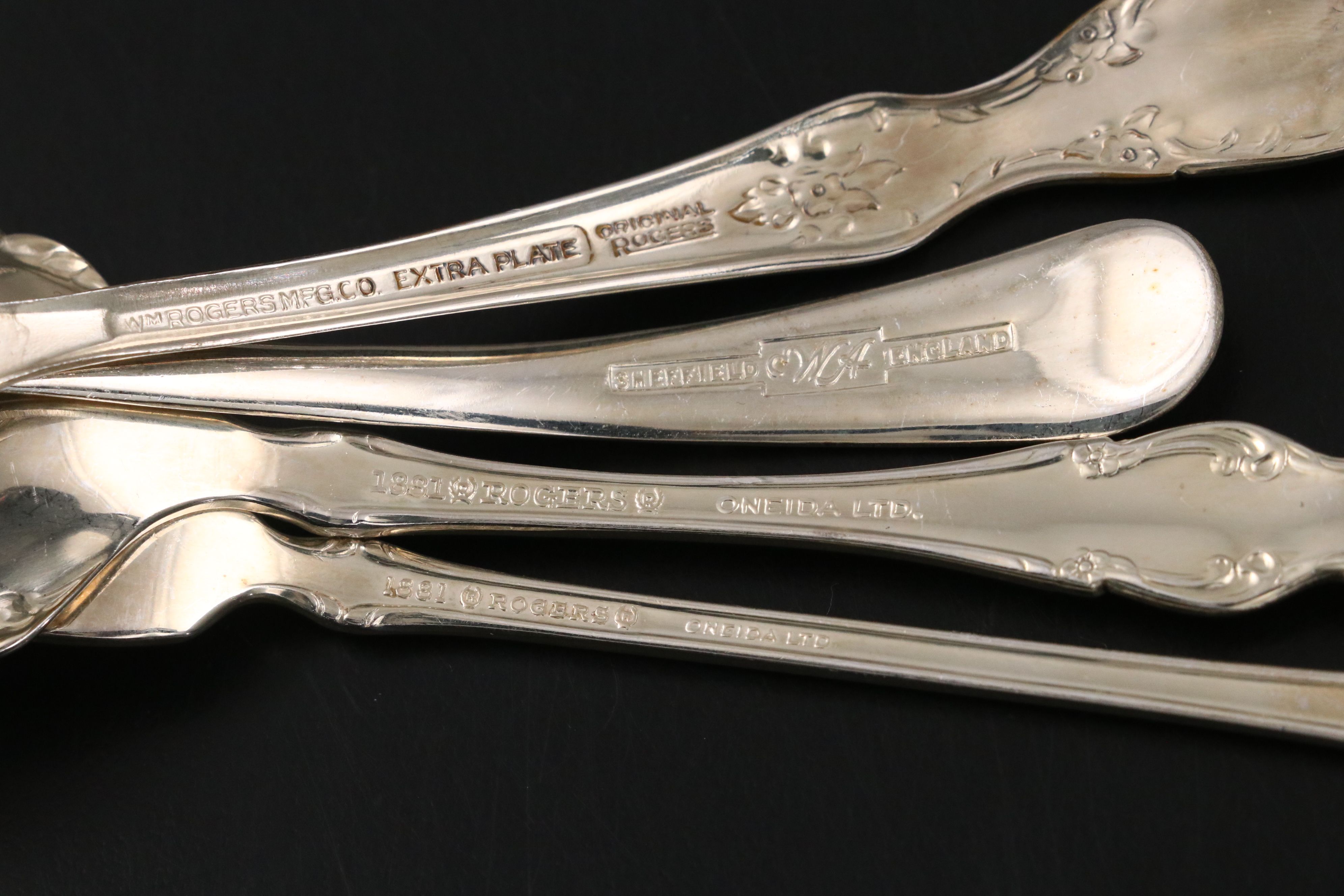 Oneida Community "Spanish Crown" Silver Plate Flatware