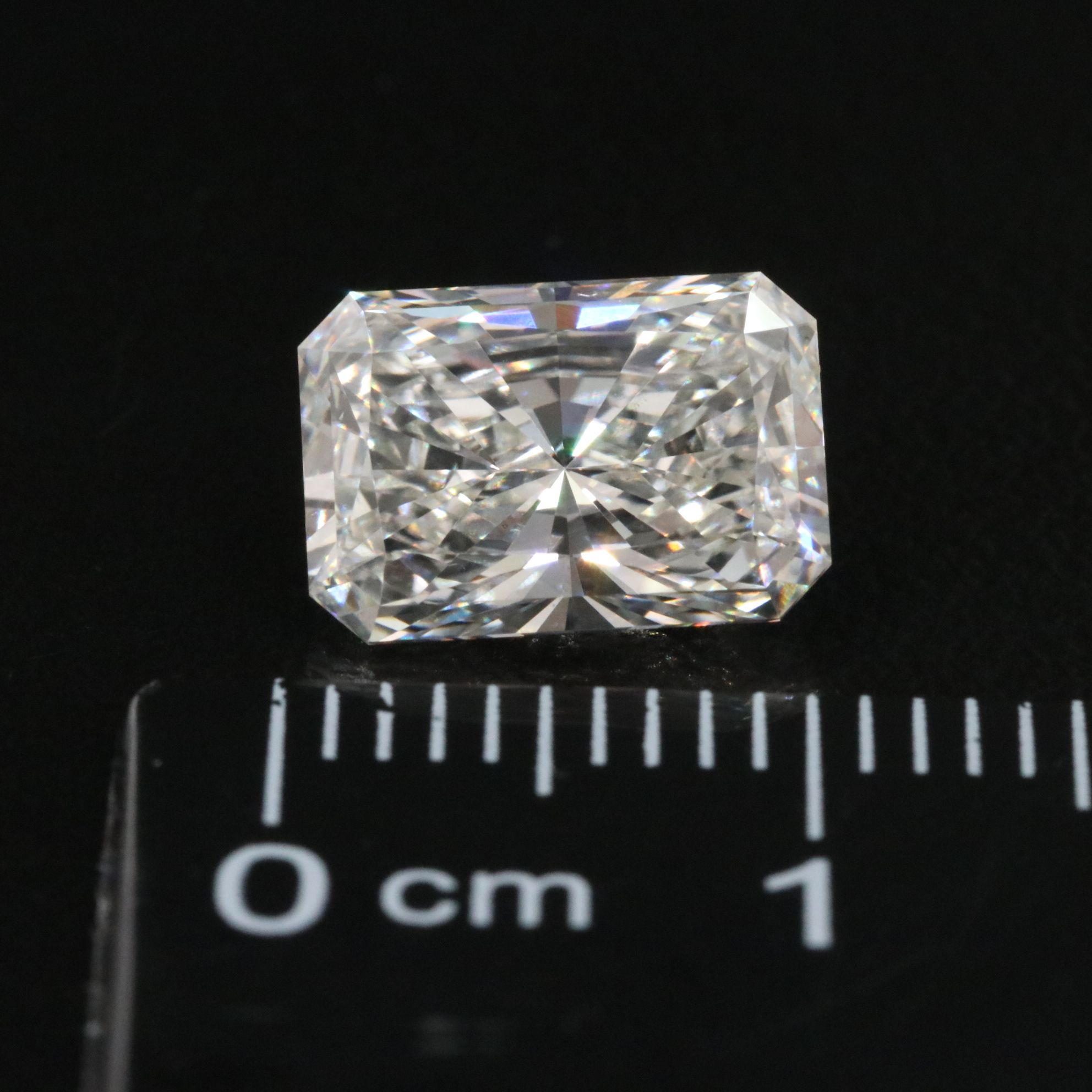 Loose 2.59 CT Lab Grown Diamond with IGI Report