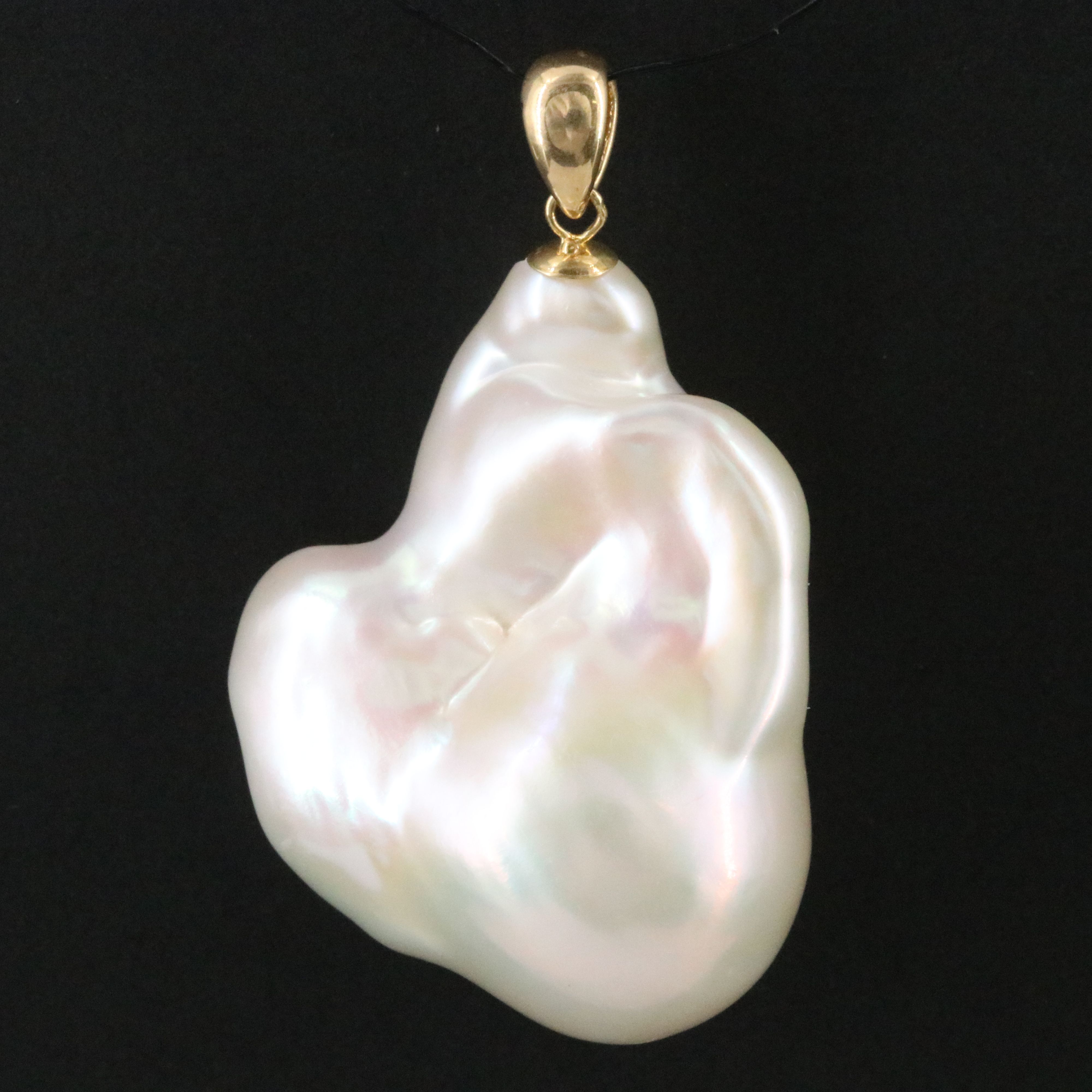18K Pearl Pendant