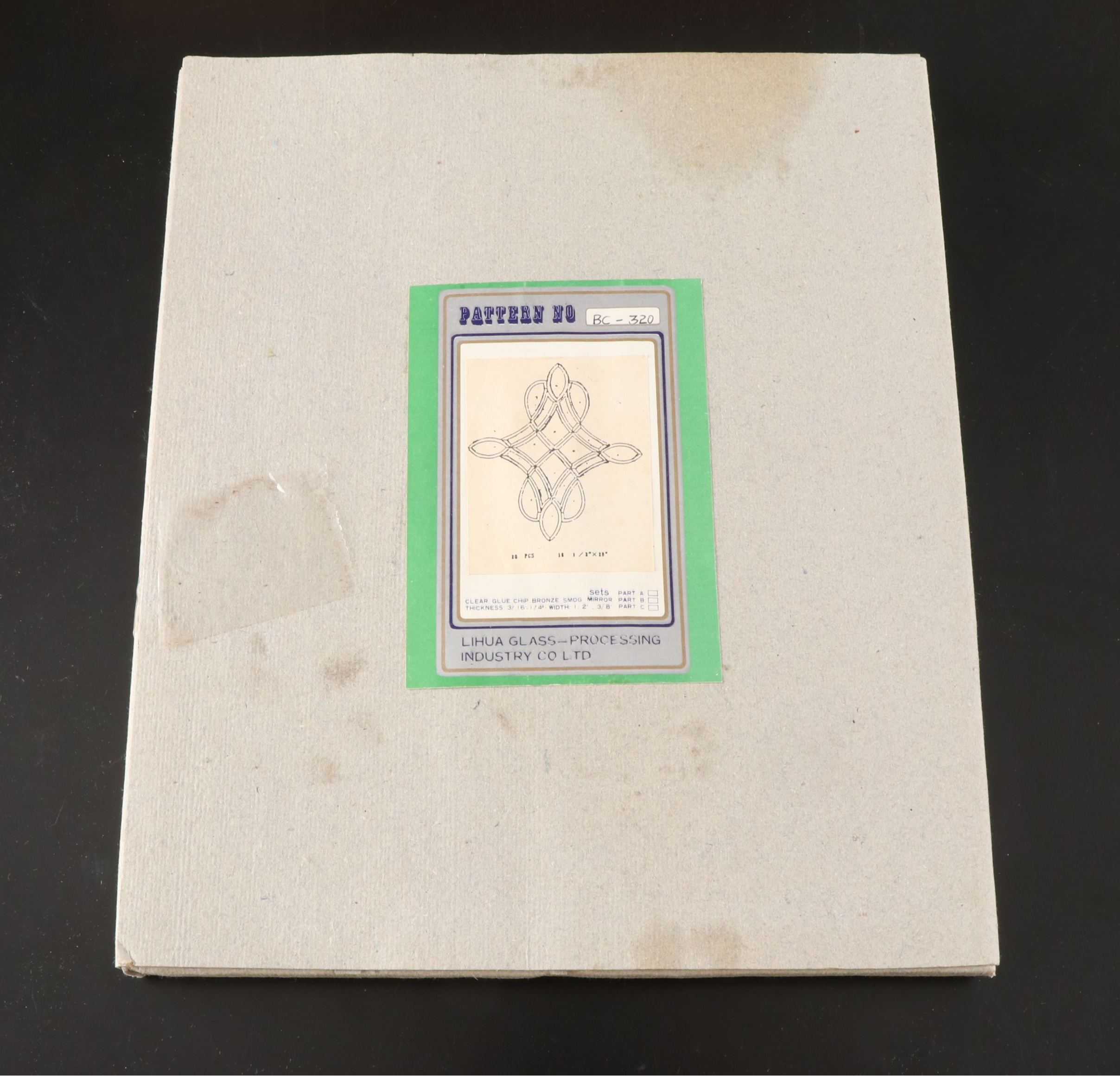 Lihua Glass Pattern Set with More Clear Beveled and Other Glass Pieces