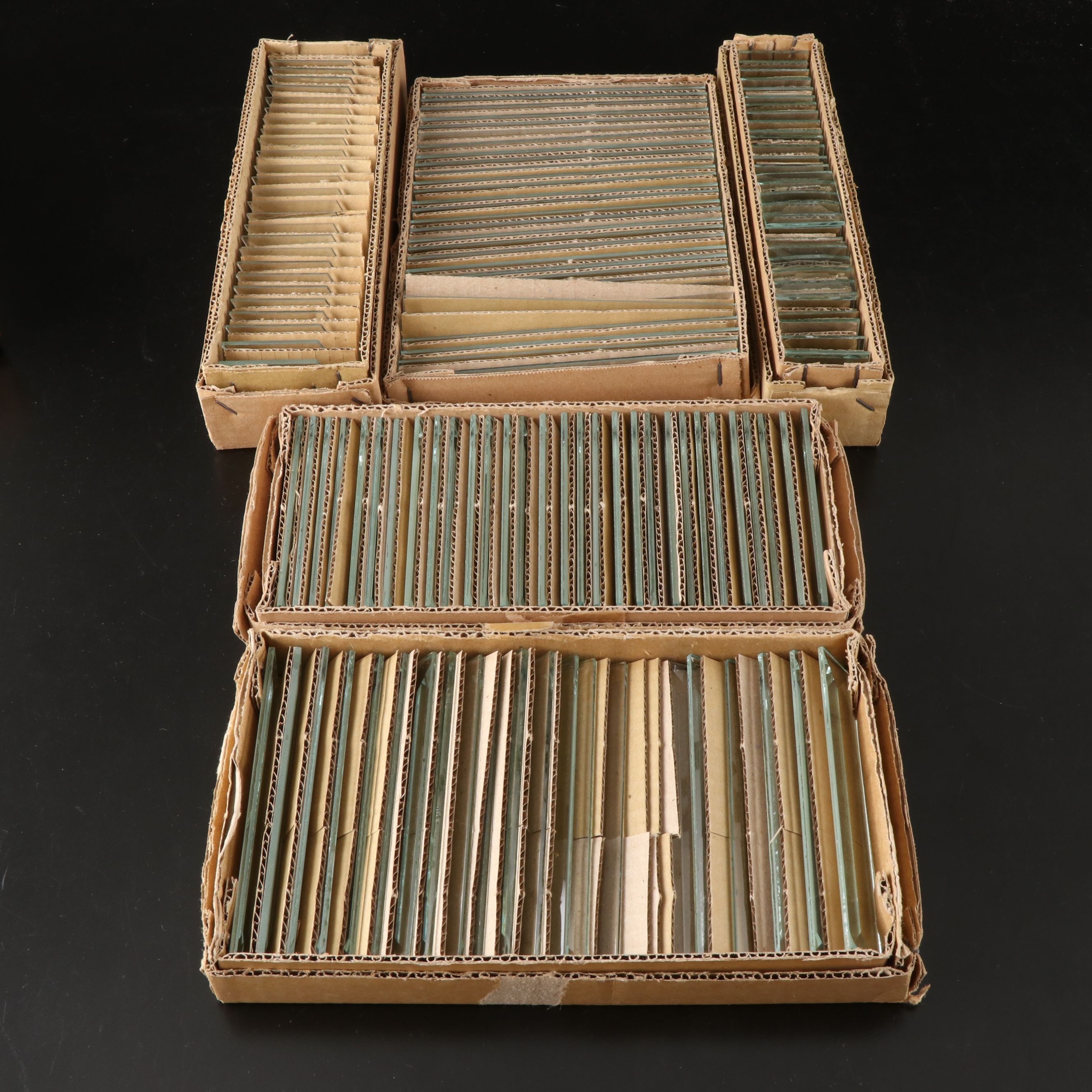 Lihua Glass Pattern Set with More Clear Beveled and Other Glass Pieces