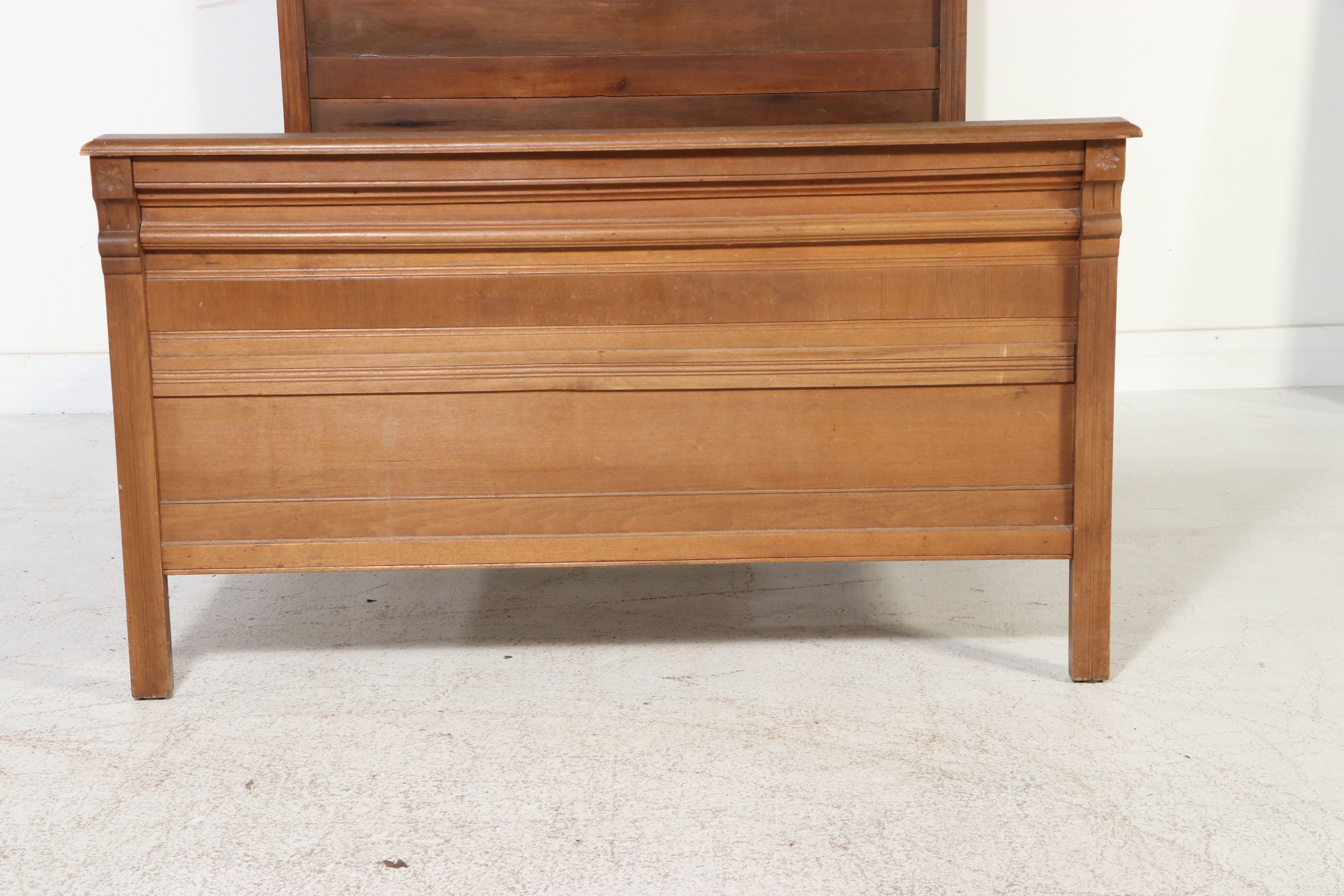Victorian Eastlake Style Walnut Bed Frame, Late 19th Century