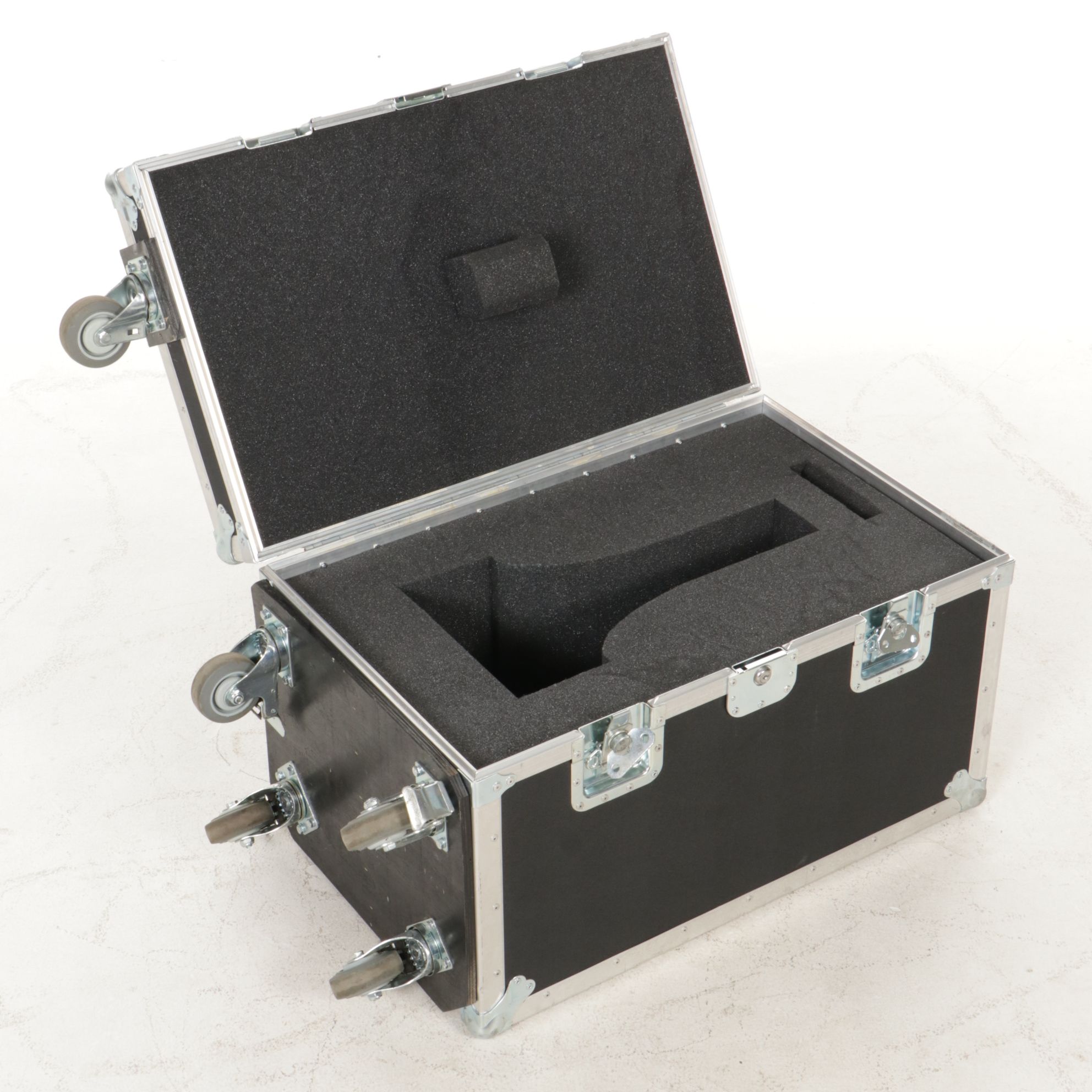 Drum Kit Mid Tom, Snare and Cymbals with Rolling Case