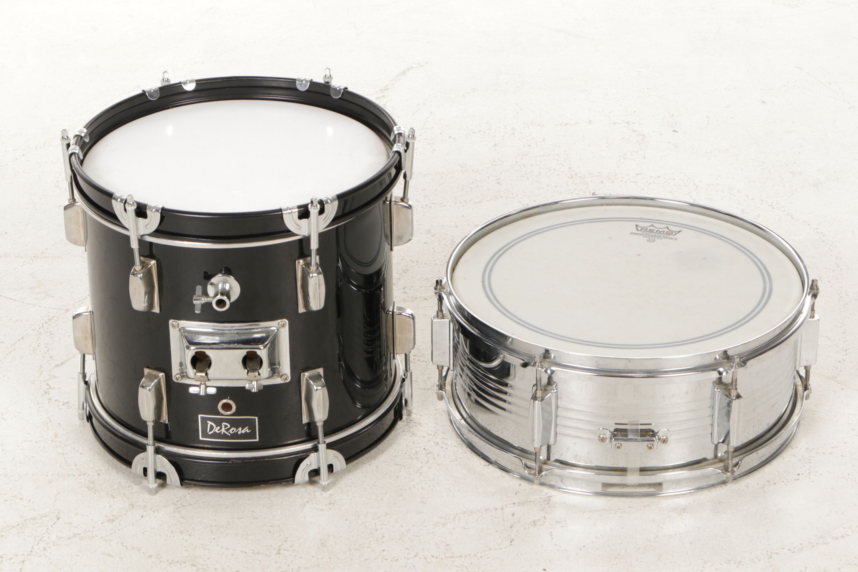 Drum Kit Mid Tom, Snare and Cymbals with Rolling Case