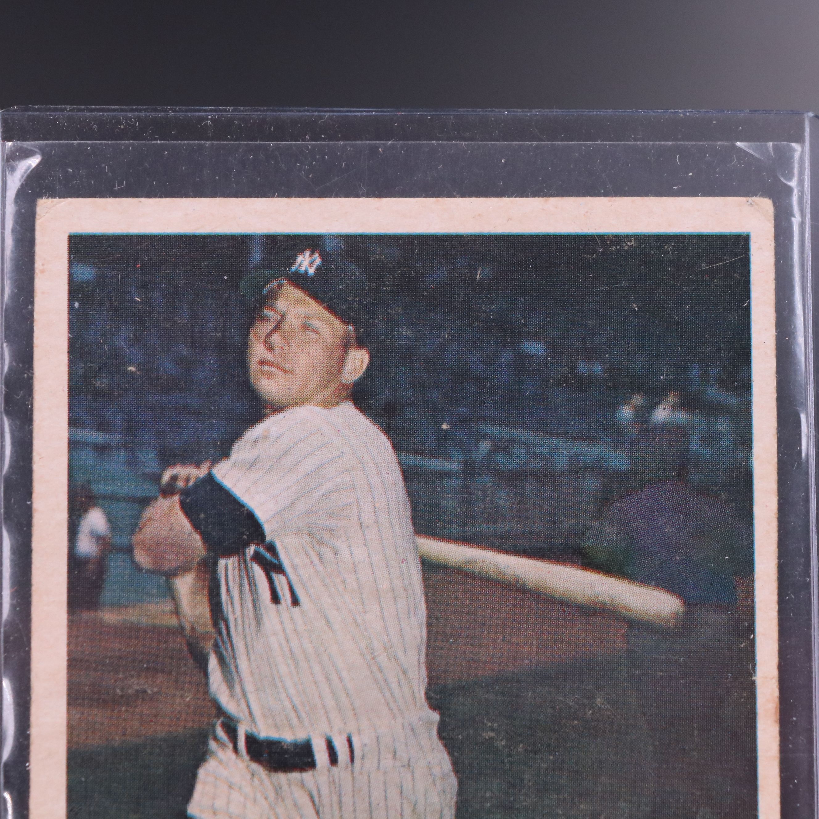1957 Topps Mickey Mantle New York Yankees Baseball Card